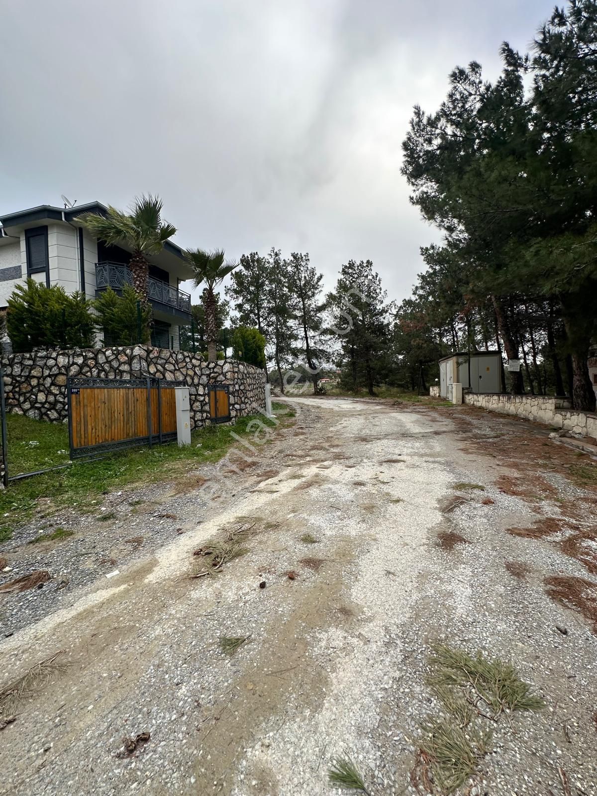 Kuşadası Soğucak'ta Doğayla İç İçe Müstakil Havuzlu Villa - Görsel 23