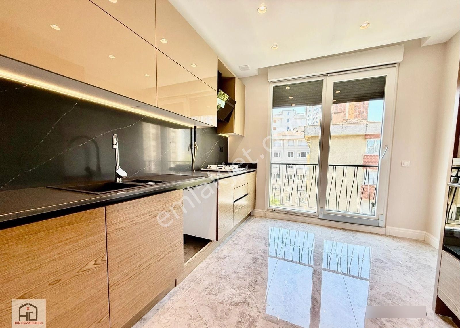 Fenerbahçe Kalamışta 3+1 Prestijli Firmada Lüks Sıfır!! - Görsel 13