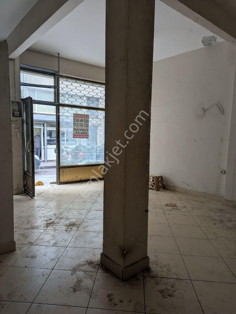 Kocamustafapaşa Vıdın Caddesınde Satılık Dükkan - Görsel 4