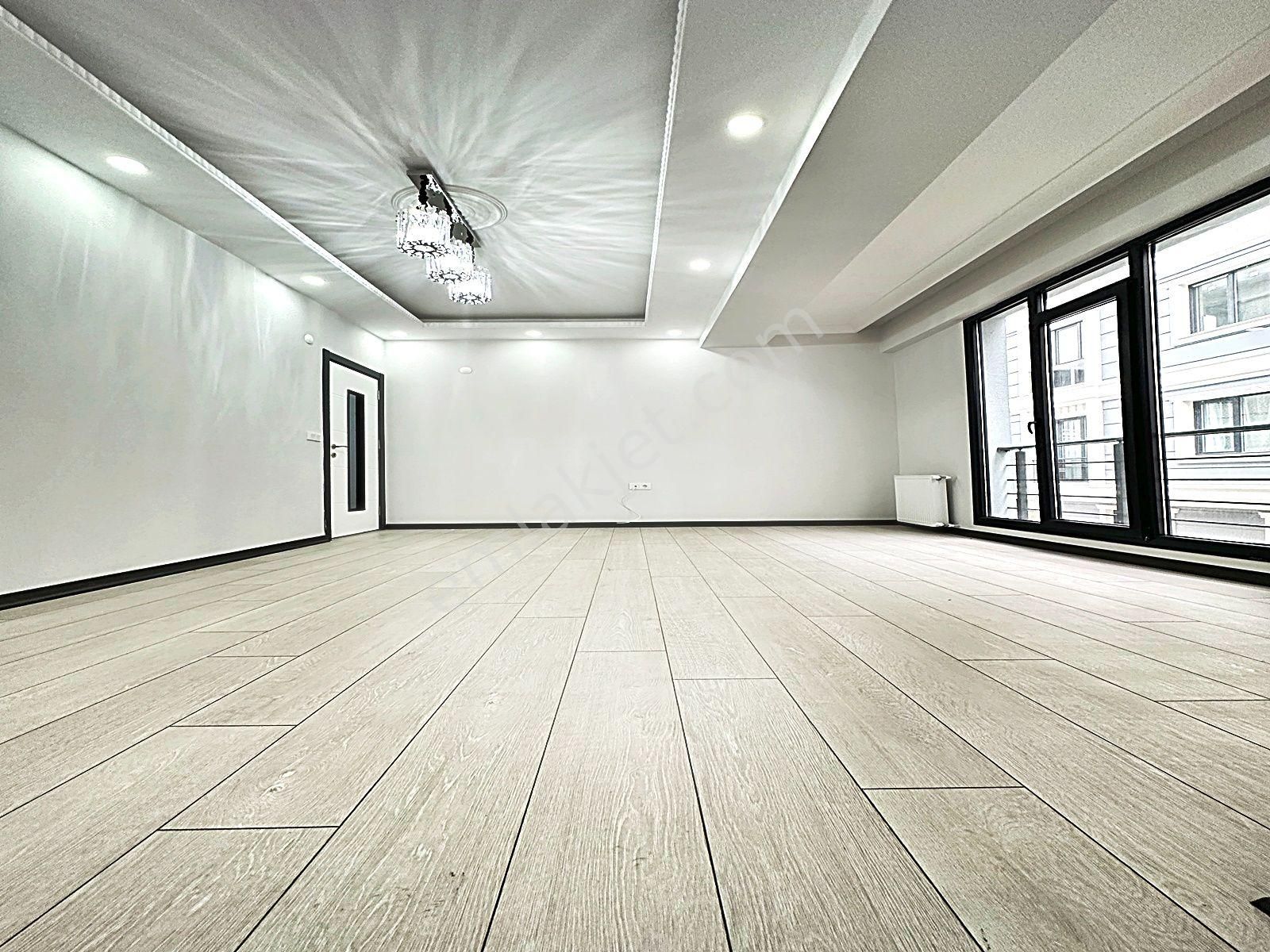 Beylikdüzü Yakuplu Mahallesinde Sıfır Arakat Balkonlu 2+1 Daire - Görsel 5