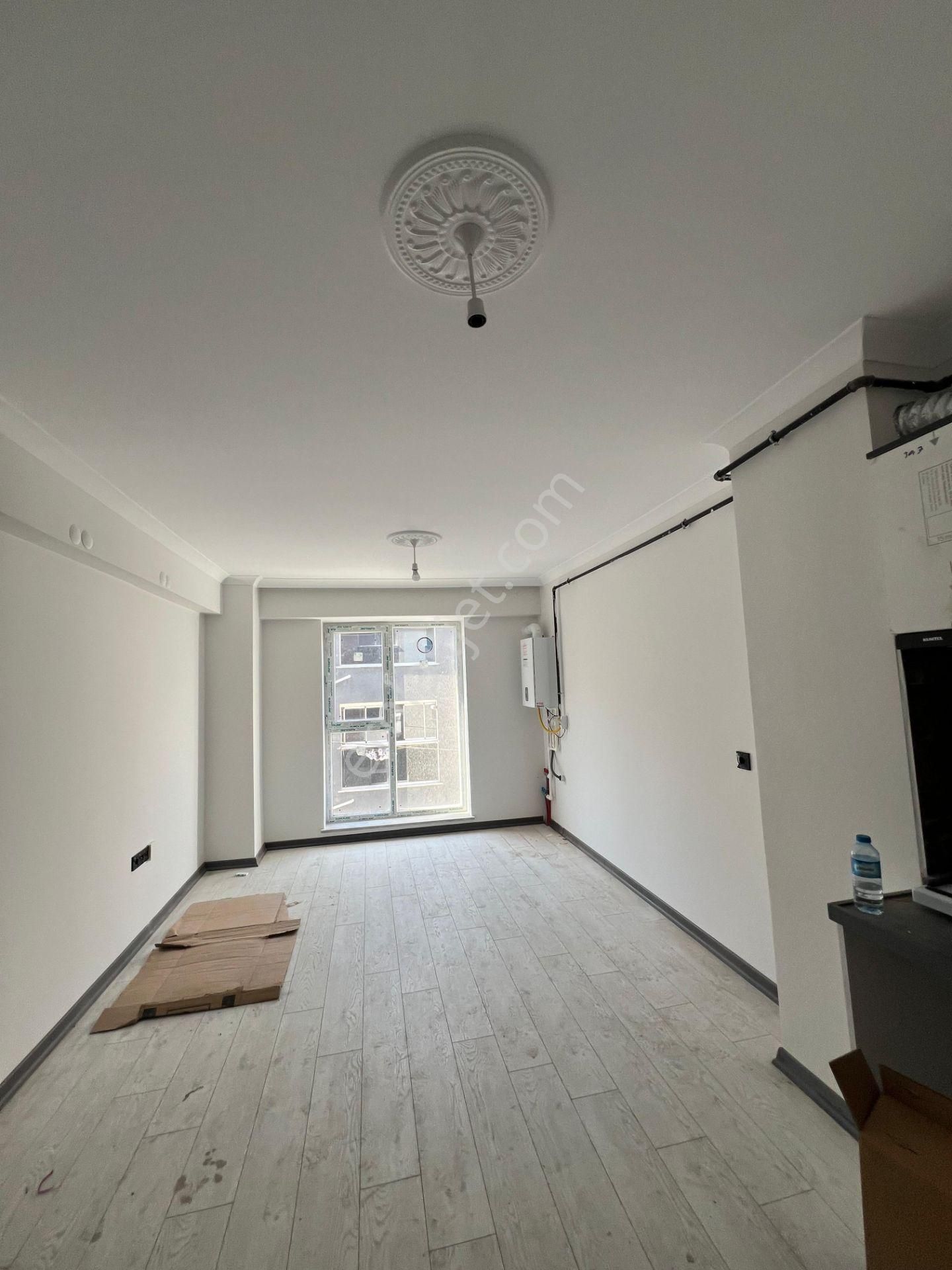 Akademi'den Şirintepe'de Kiracılı Amerikan Mutfaklı Satılık 1+1 - Görsel 2