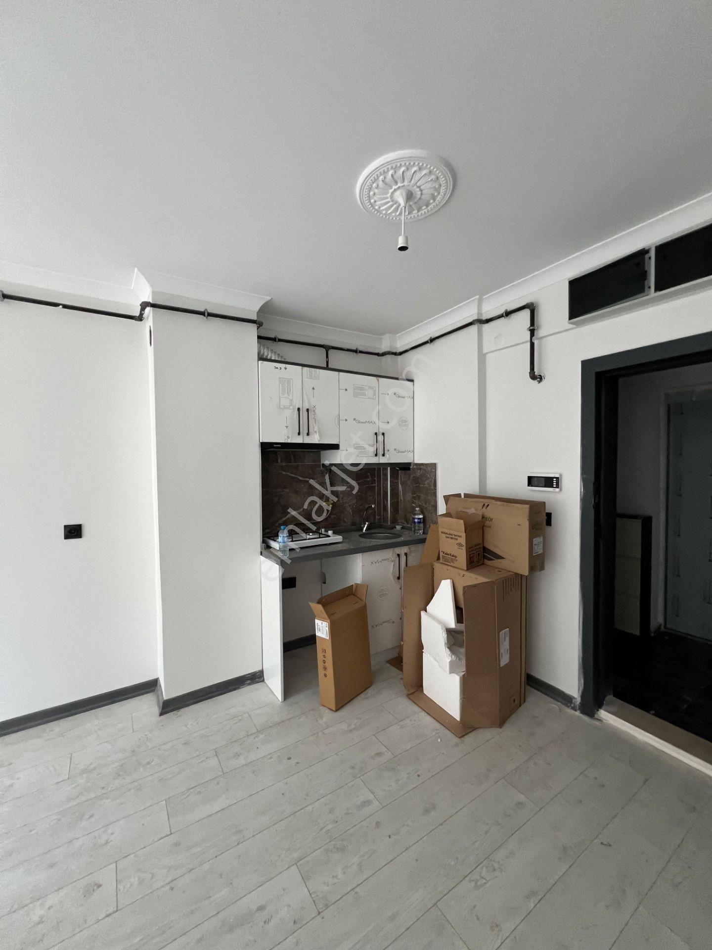 Akademi'den Şirintepe'de Kiracılı Amerikan Mutfaklı Satılık 1+1 - Görsel 4