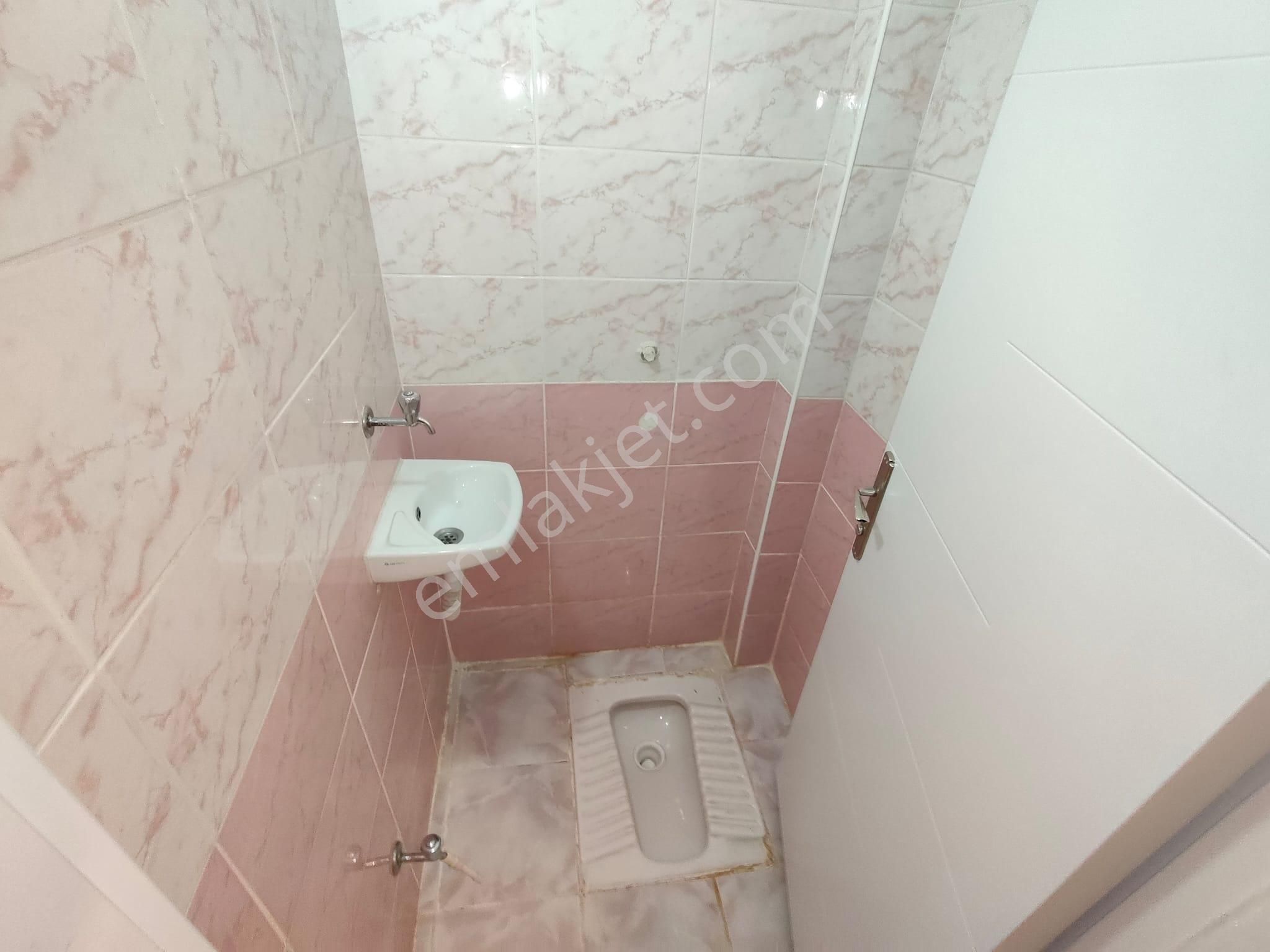 Yılmaz Gayrimenkul'den Selçuklu'mah 3+1 Giriş Kat Yapılı 125 M2 20 Bin Tl Kiralık - Görsel 18