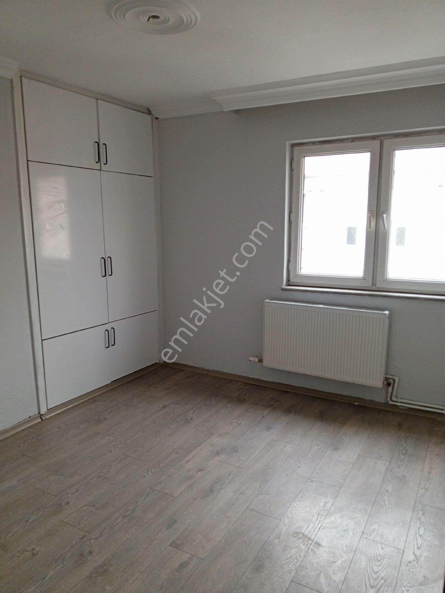 Yeliz'den Soma Nakliyeciler Okulu Yanında Kiralık 3+1 Daire - Görsel 3