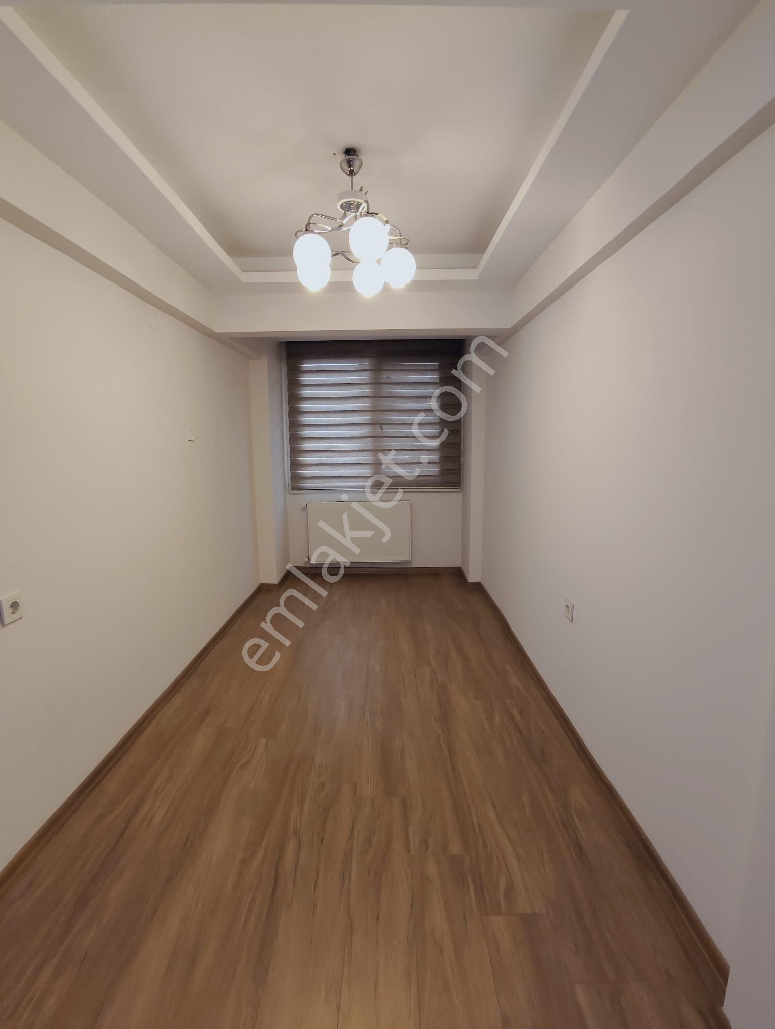 Bostanlı Merkezde Ara Kat Full Tadilatlı 3+1 Satılık Daire - Görsel 29