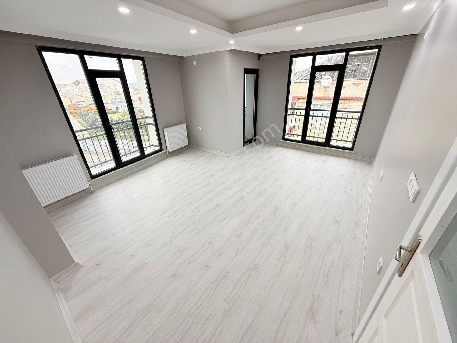 Pusula İnşaat'tan Gazi Mah. Cadde Üzerinde Köşe Başı Satılık 4.kat Daire