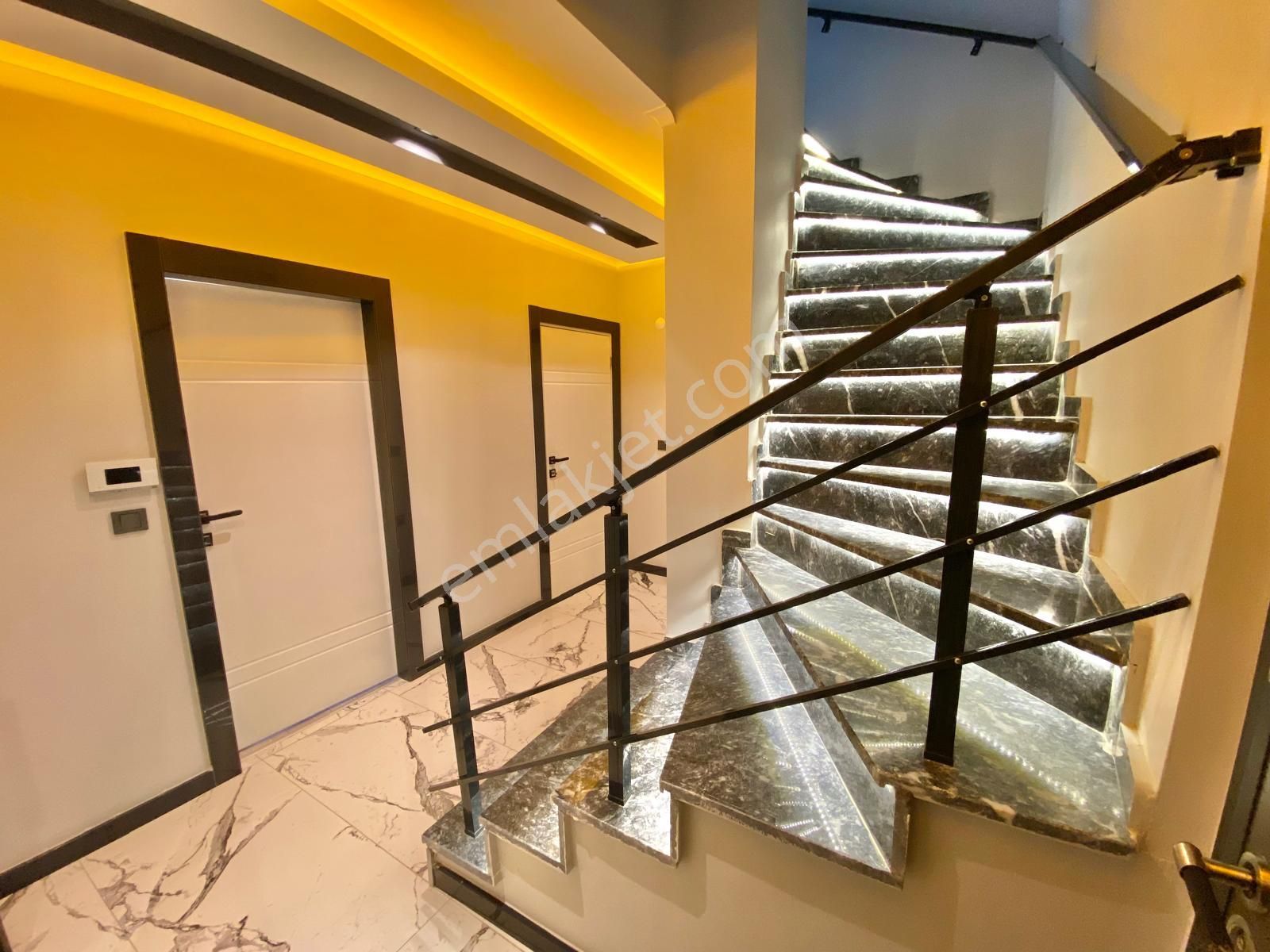 ➤➤herdemden Akçay İkizçayda Yerden Isıtmalı Panjurlu Sıfır Ultra Lüx 3+1 Dublex