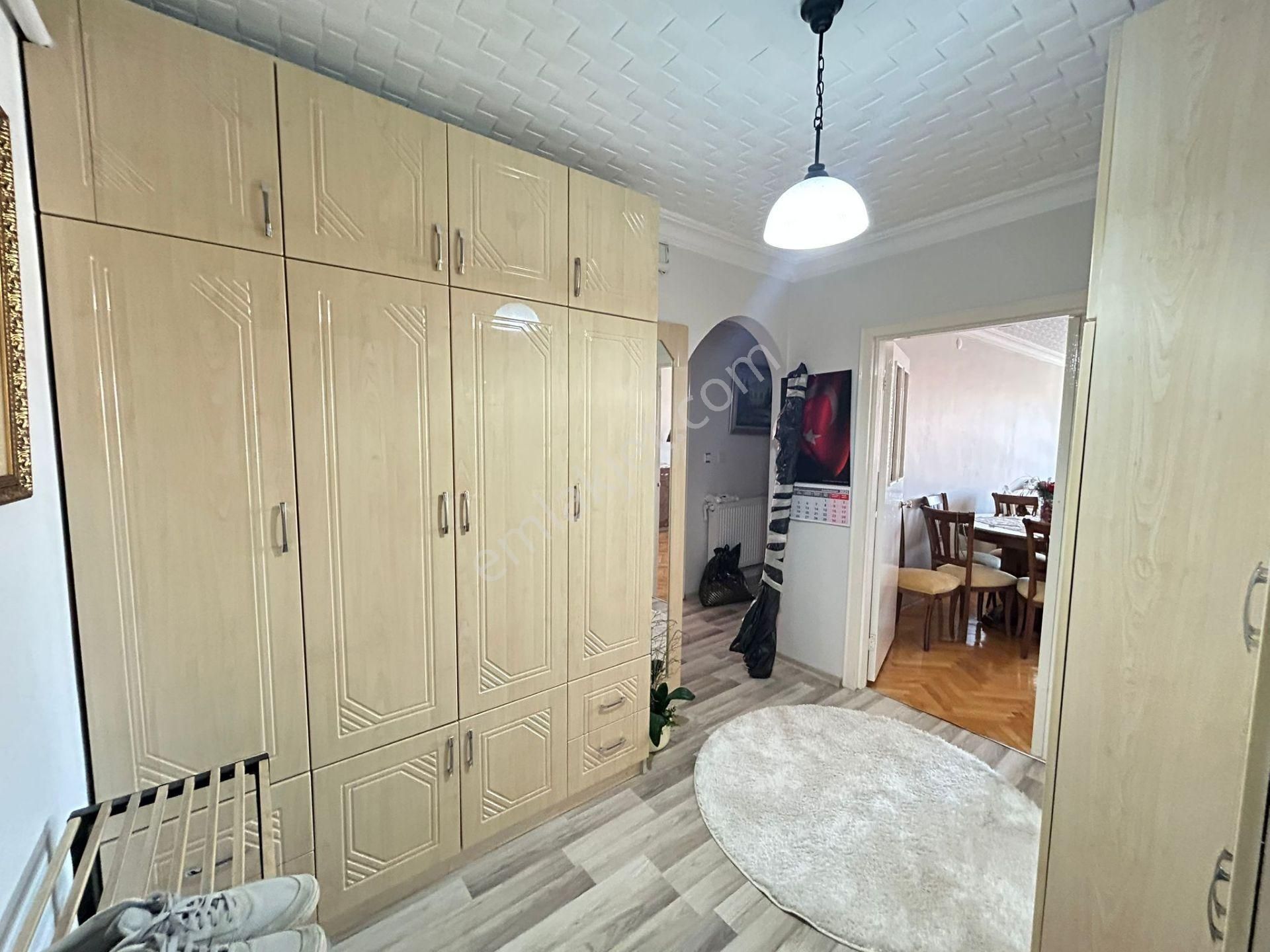 Taner'den Öveçler Kabil Caddesinde 3+1 Orta Katta Asansörlü - Görsel 23