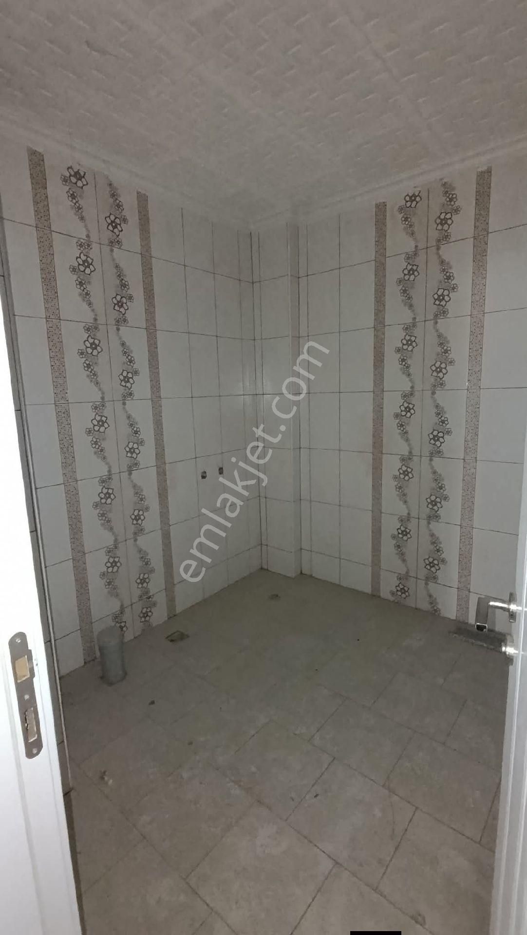 Arsin Bölgesinde Cadde Uzeri - Görsel 21