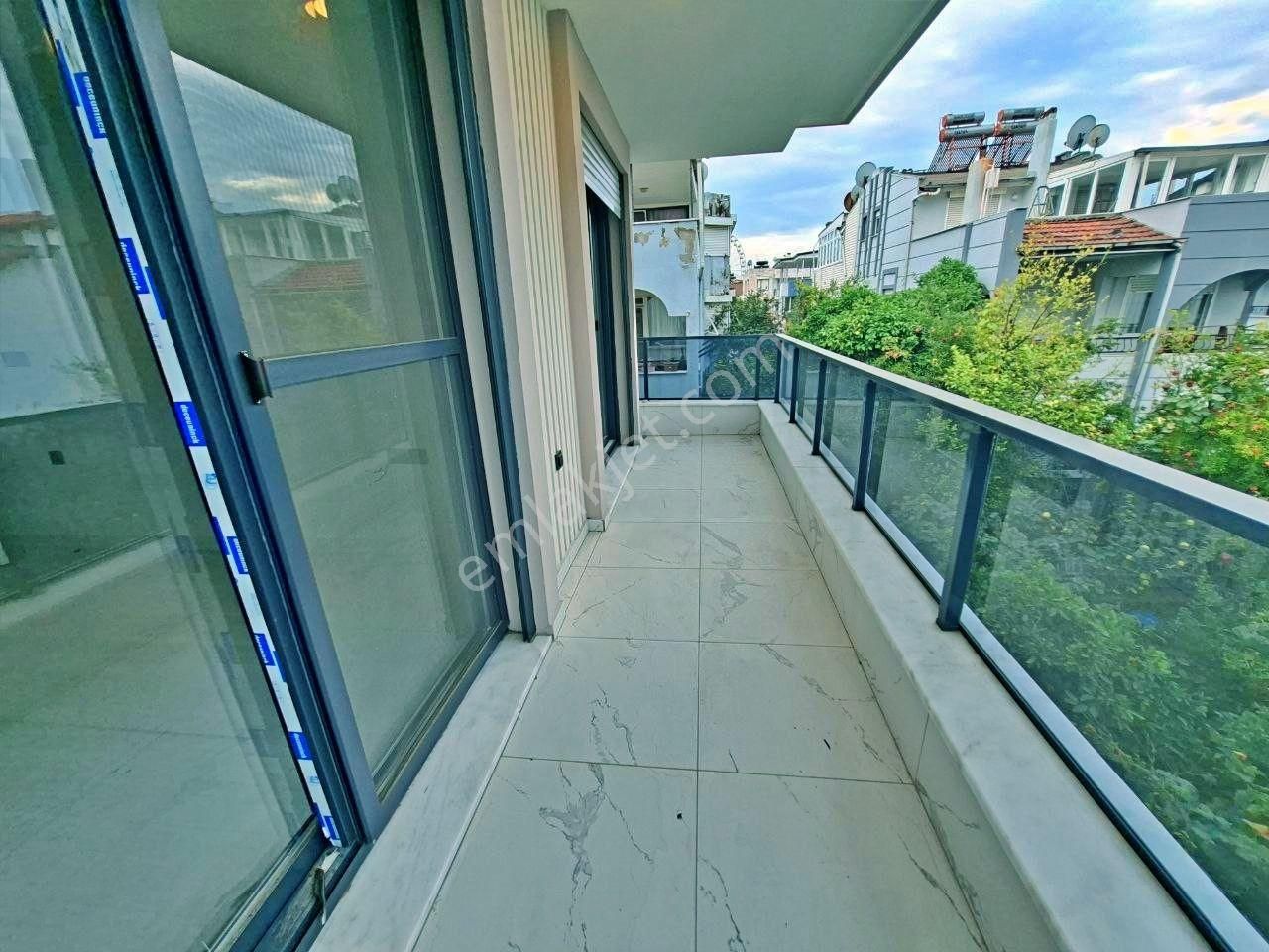 Uytundan Akçay Yenimahalle'de Denize 200 Metre Satılık 3+1 Villa - Görsel 12