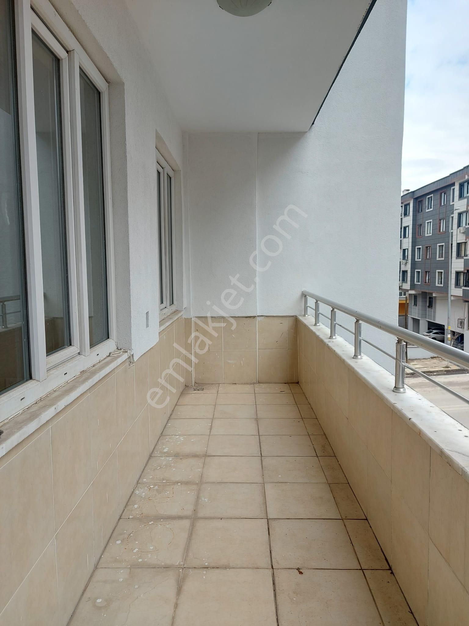 Bülbülzade'de 3+1 Toprak Emlak'tan İyi Konumda Ara Kat Daire ! - Görsel 23