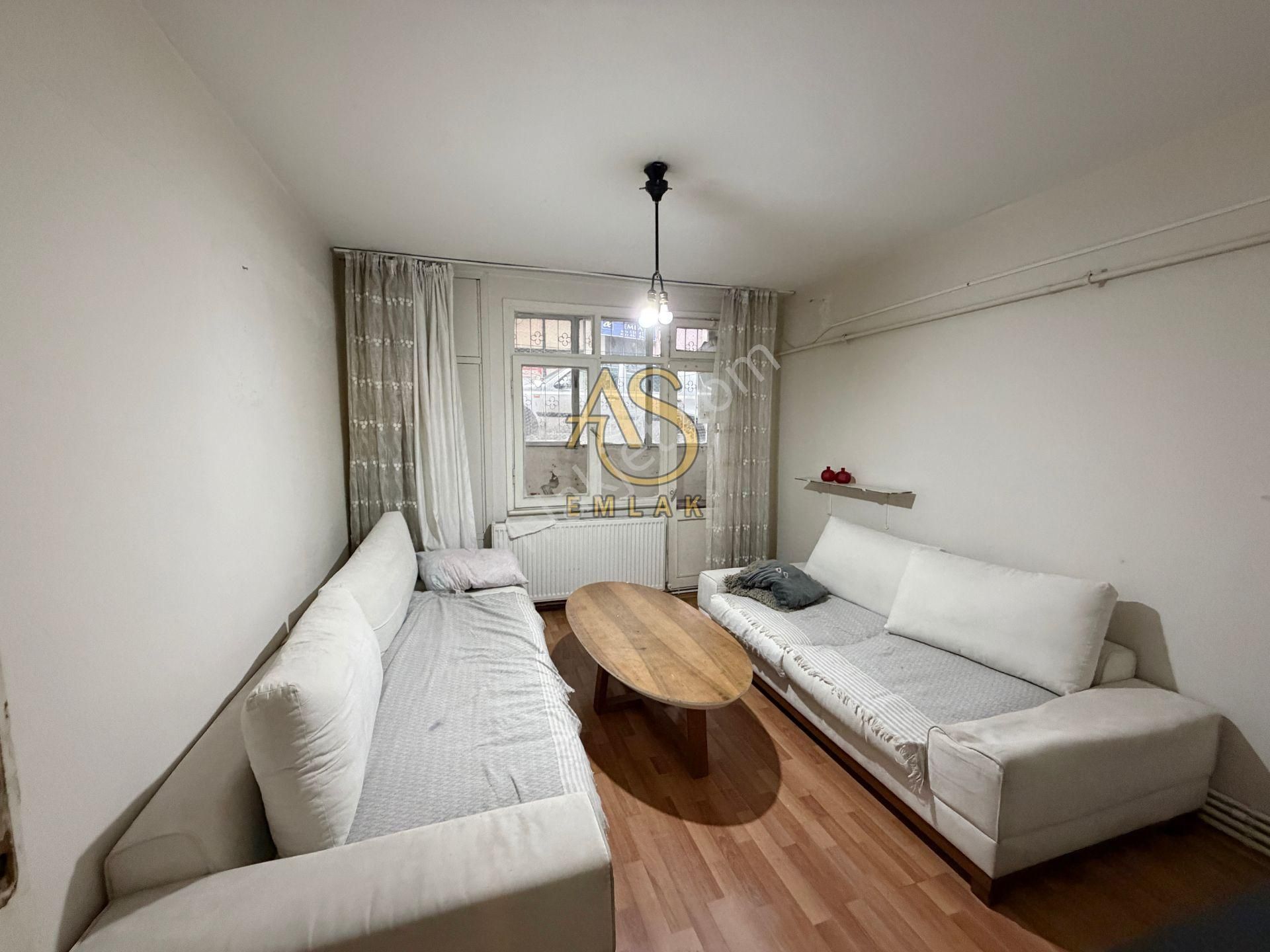 As Emlak'tan 2+1 Kadiköy Yeldeğirmeni’nde Rıhtıma Yakın Daire