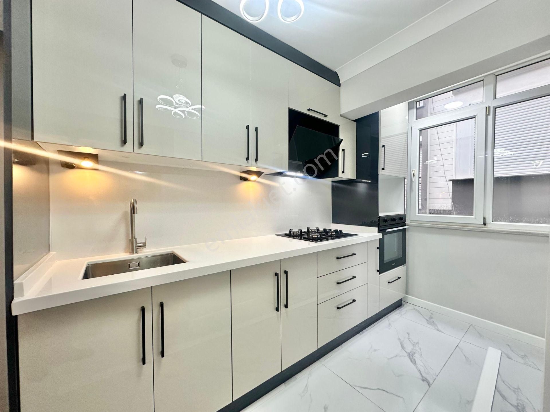 ꧁ay Emlaktan꧂akçay Merkezde Denize Yakın Bahçe Kullanımlı Müstakil Tadında Satılık 2+1 Lüx Daire - Görsel 12