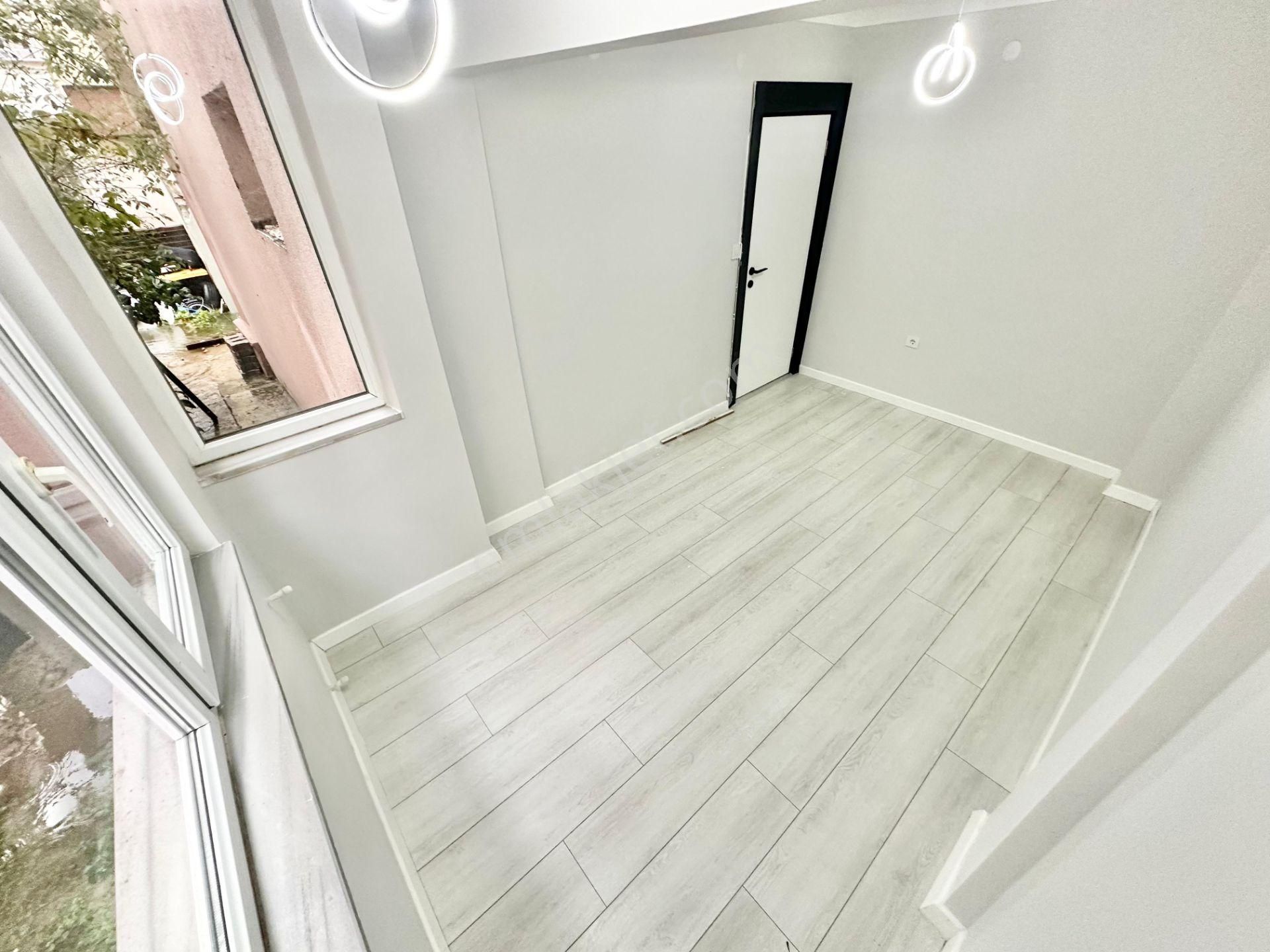 ꧁ay Emlaktan꧂akçay Merkezde Denize Yakın Bahçe Kullanımlı Müstakil Tadında Satılık 2+1 Lüx Daire - Görsel 16