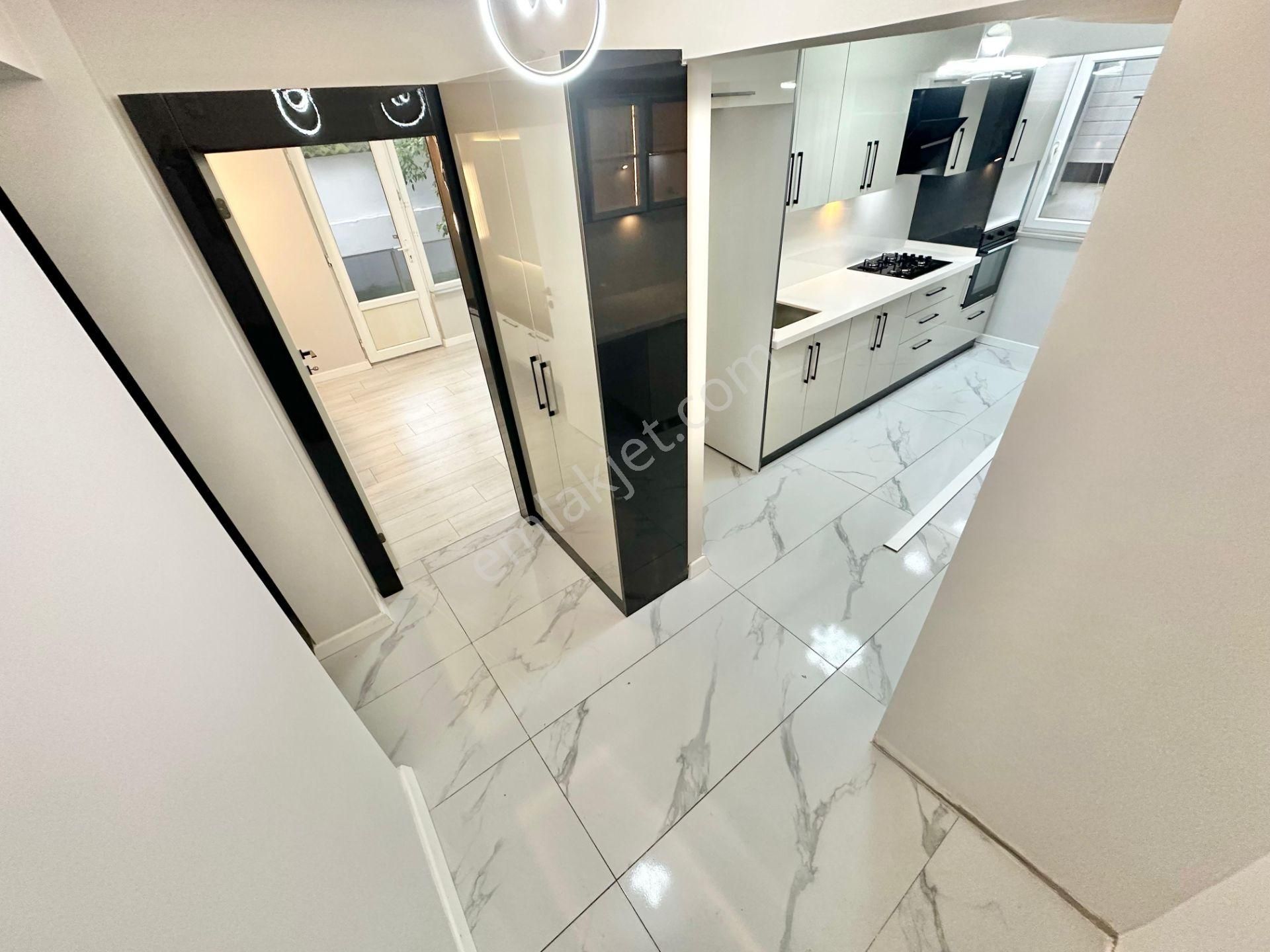 ꧁ay Emlaktan꧂akçay Merkezde Denize Yakın Bahçe Kullanımlı Müstakil Tadında Satılık 2+1 Lüx Daire - Görsel 31