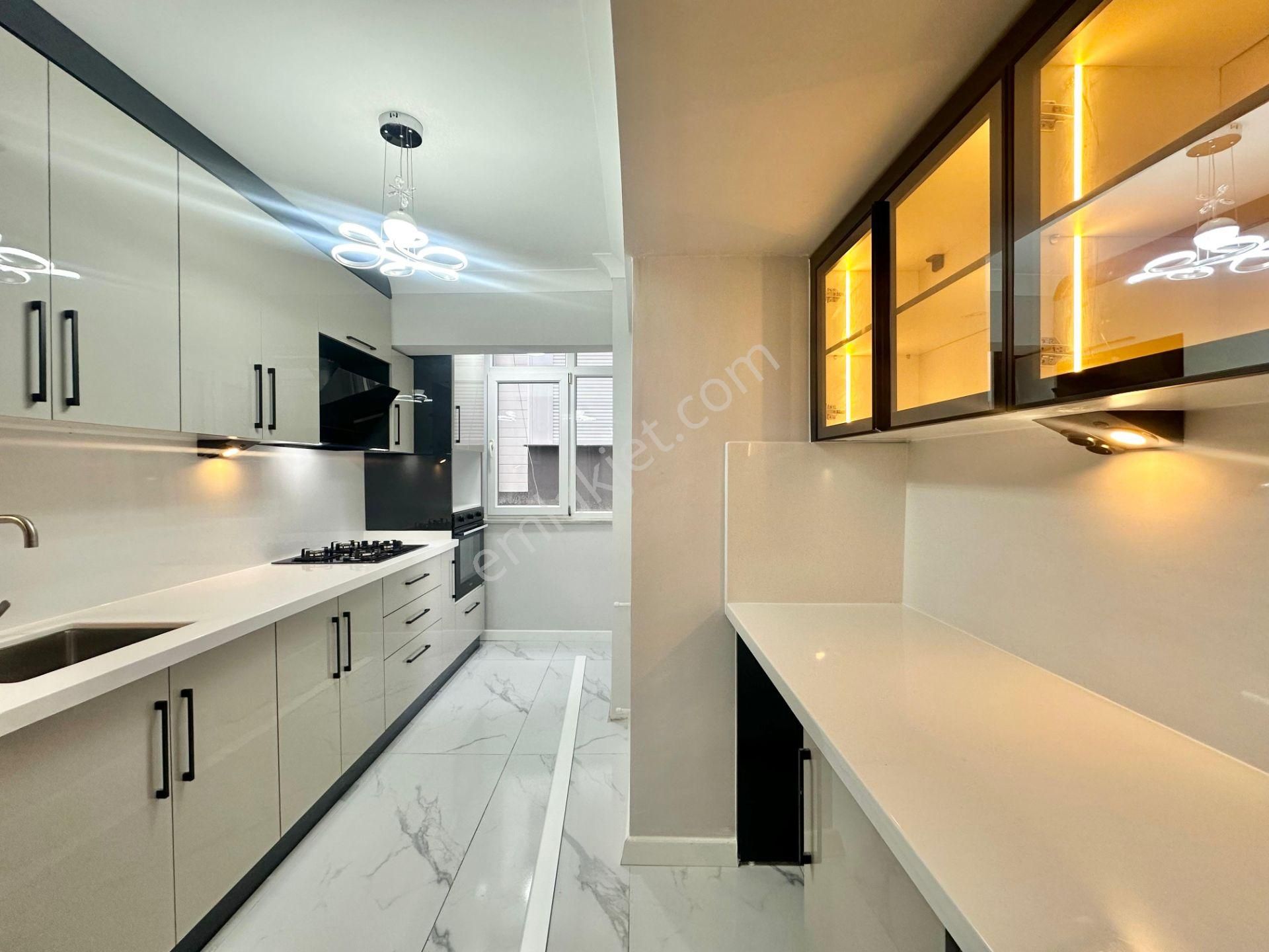 ꧁ay Emlaktan꧂akçay Merkezde Denize Yakın Bahçe Kullanımlı Müstakil Tadında Satılık 2+1 Lüx Daire - Görsel 13