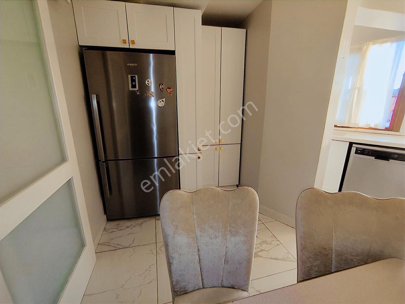 Azmir'den Satılık Cadde Cepheli 5+1 Dubleks 210 M2 Daire Forsale - Görsel 11