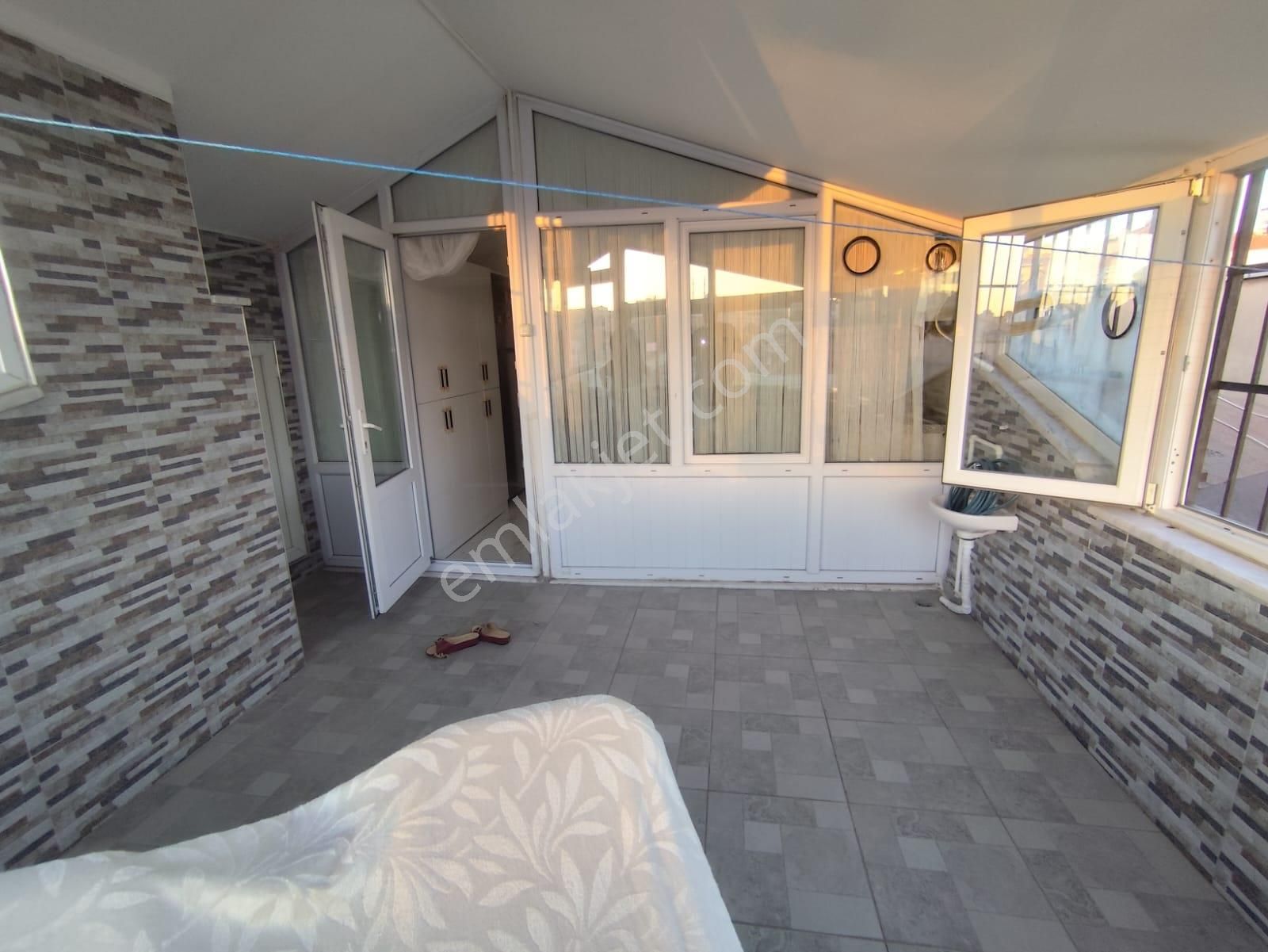 Azmir'den Satılık Cadde Cepheli 5+1 Dubleks 210 M2 Daire Forsale - Görsel 8