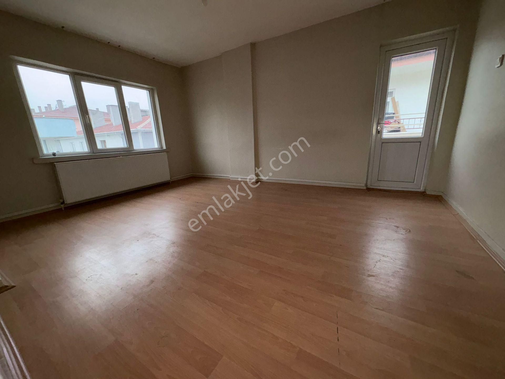 Yılmaz Gayrımenkulden Harika Fırsat 4+1 Katta Atatürk Mahallesinde Kiralık Daire 22.0000tl - Görsel 15