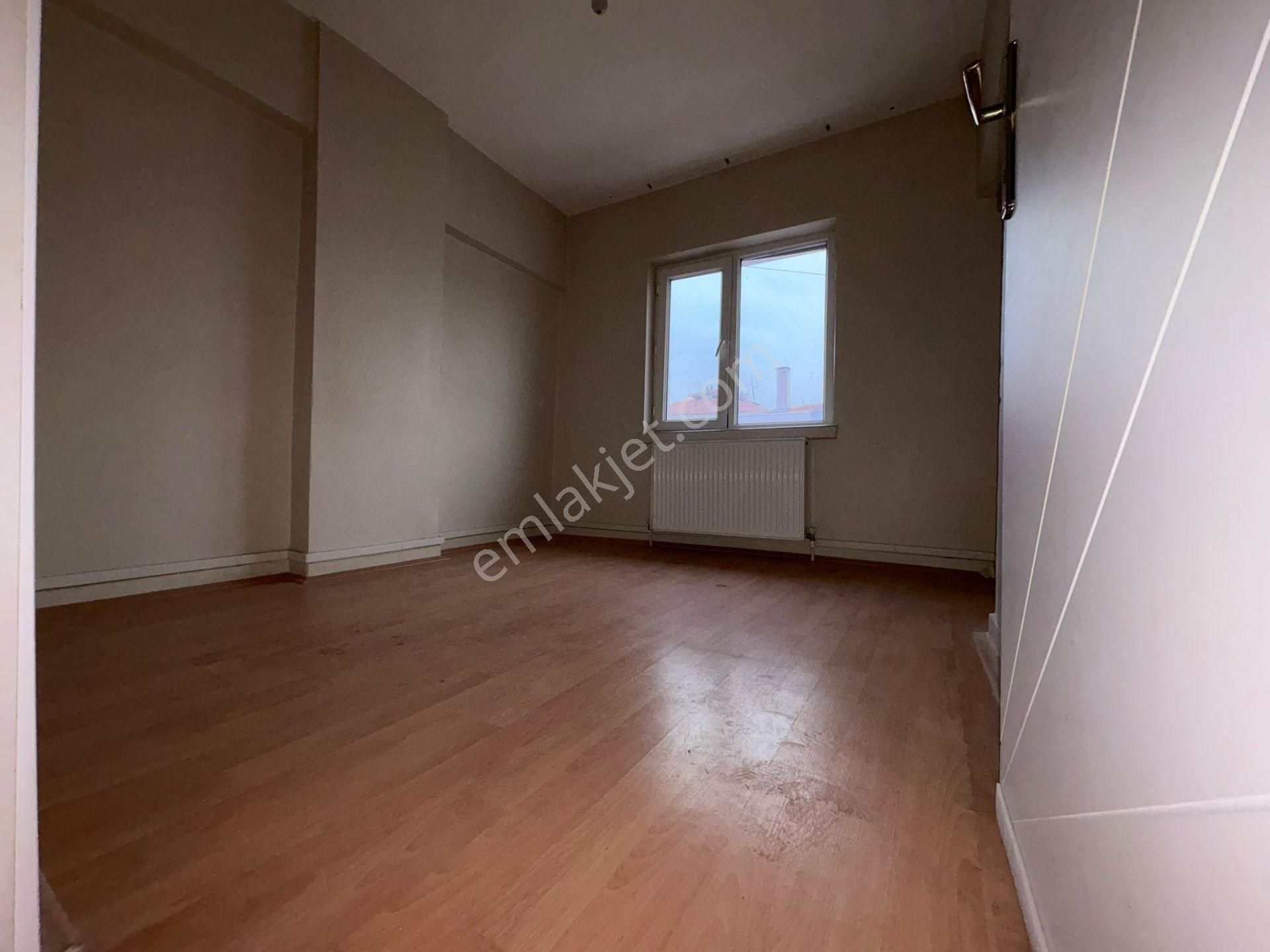 Yılmaz Gayrımenkulden Harika Fırsat 4+1 Katta Atatürk Mahallesinde Kiralık Daire 22.0000tl - Görsel 6