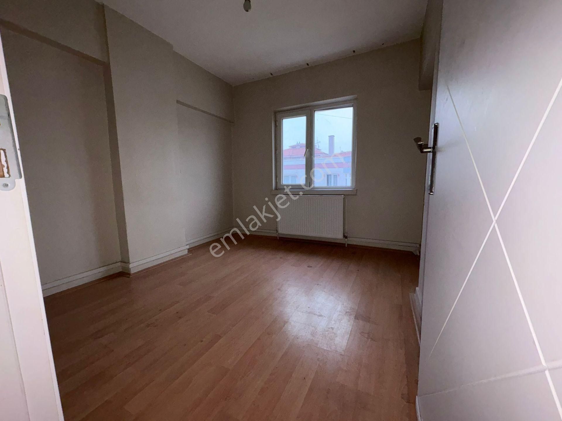 Yılmaz Gayrımenkulden Harika Fırsat 4+1 Katta Atatürk Mahallesinde Kiralık Daire 22.0000tl - Görsel 33