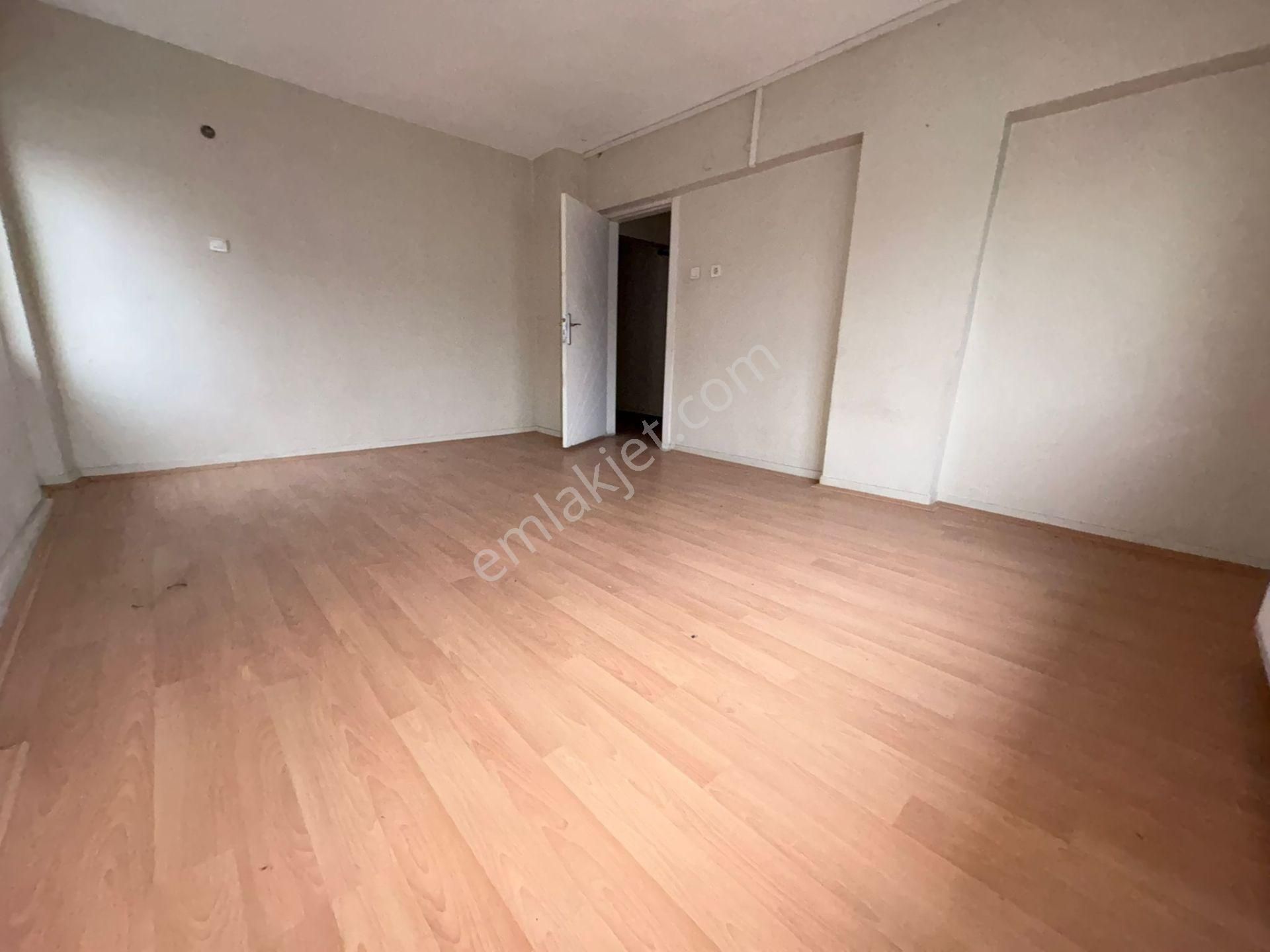 Yılmaz Gayrımenkulden Harika Fırsat 4+1 Katta Atatürk Mahallesinde Kiralık Daire 22.0000tl - Görsel 7