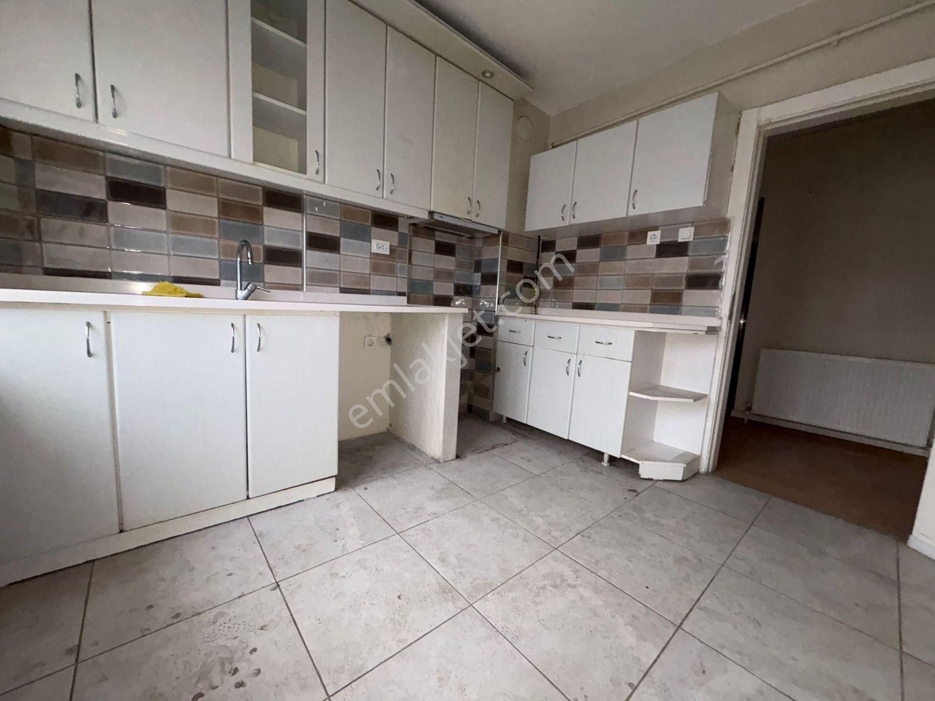 Yılmaz Gayrımenkulden Harika Fırsat 4+1 Katta Atatürk Mahallesinde Kiralık Daire 22.0000tl - Görsel 11