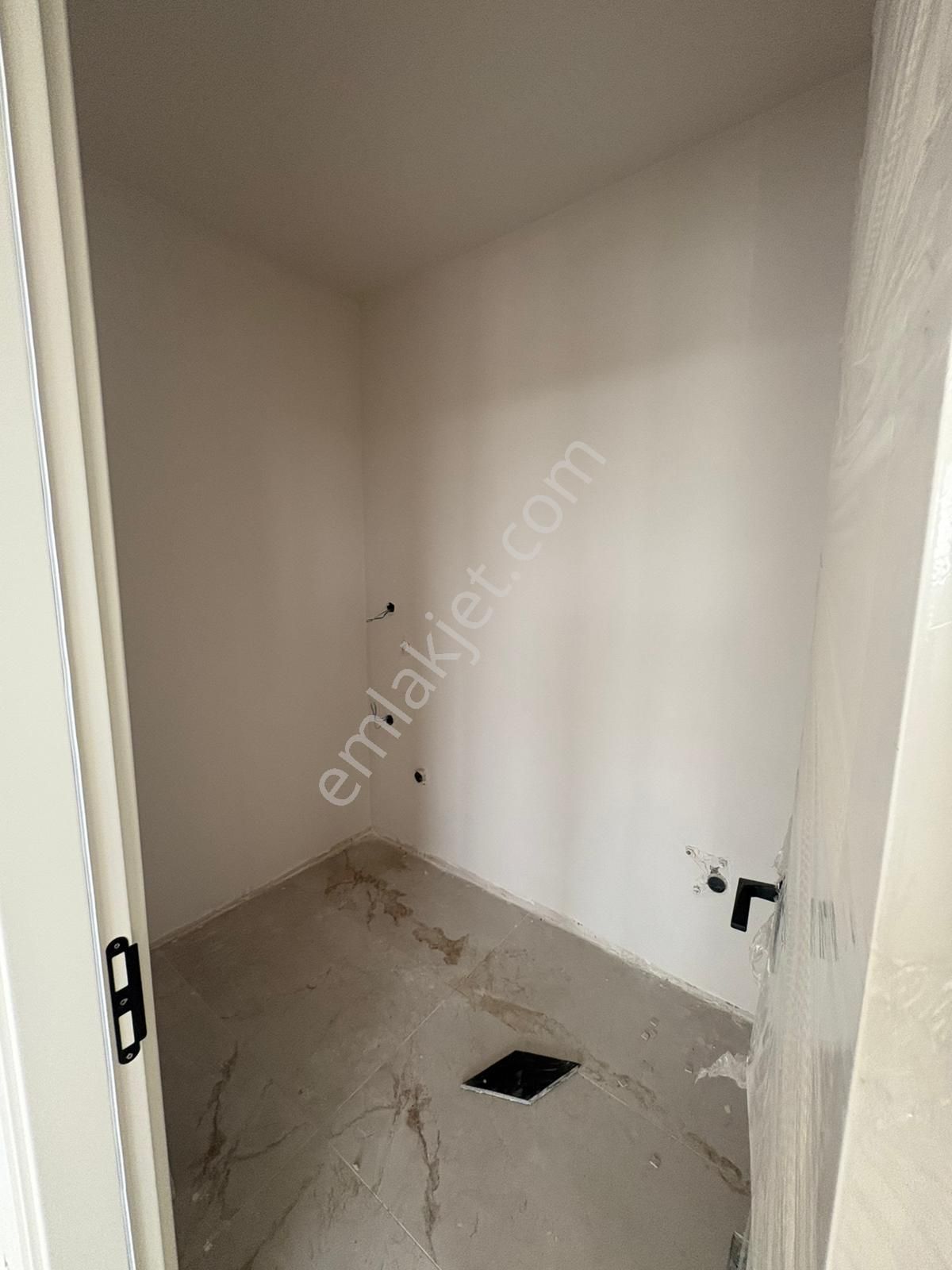 Karınca'dan Esenbağlar'da Havuzlu 5+1 Triplex Villa Satılık! - Görsel 25