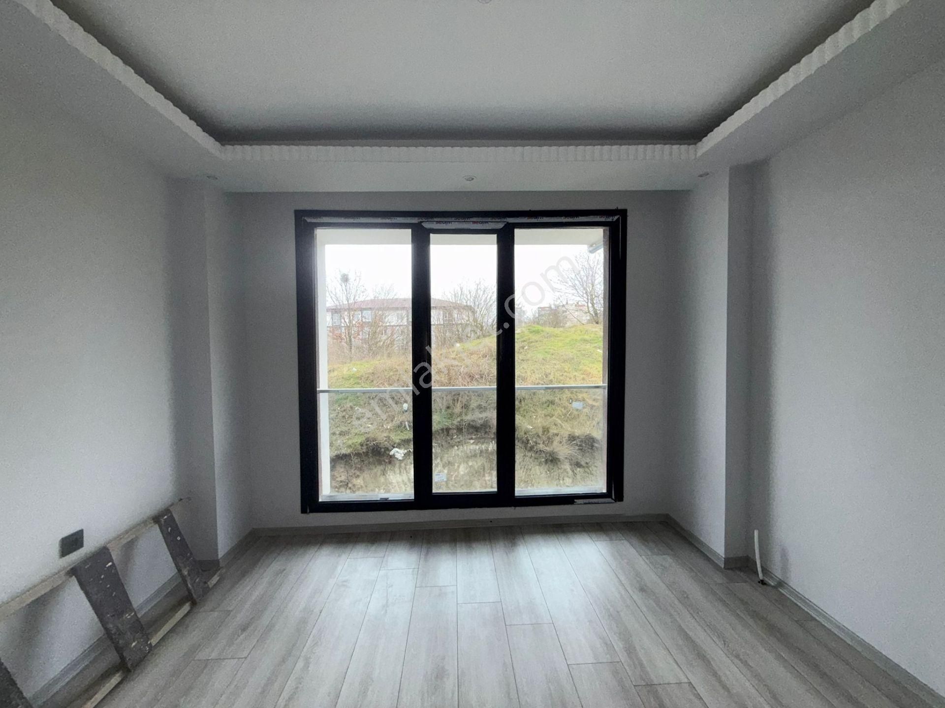 Akyüz Gayrimenkul Den; Merkezi Konumda Iskanlı Kombılı Satılık 5+2 Ters Dubleks - Görsel 26