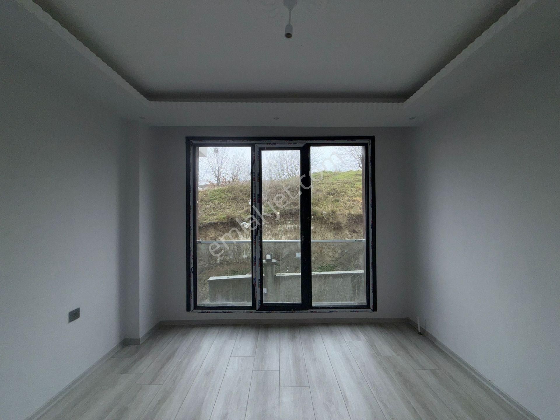 Akyüz Gayrimenkul Den; Merkezi Konumda Iskanlı Kombılı Satılık 5+2 Ters Dubleks - Görsel 8