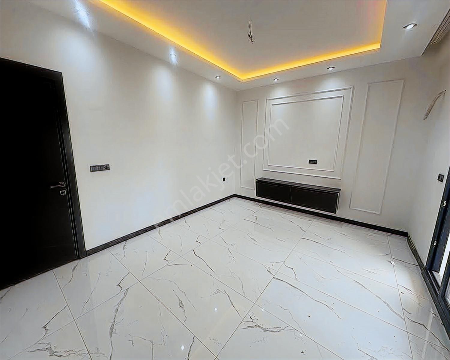 Batı Yapıdan Muhteşem Konumlu Lüks Ve Tasarımlı Geniş 2+1 - Görsel 16