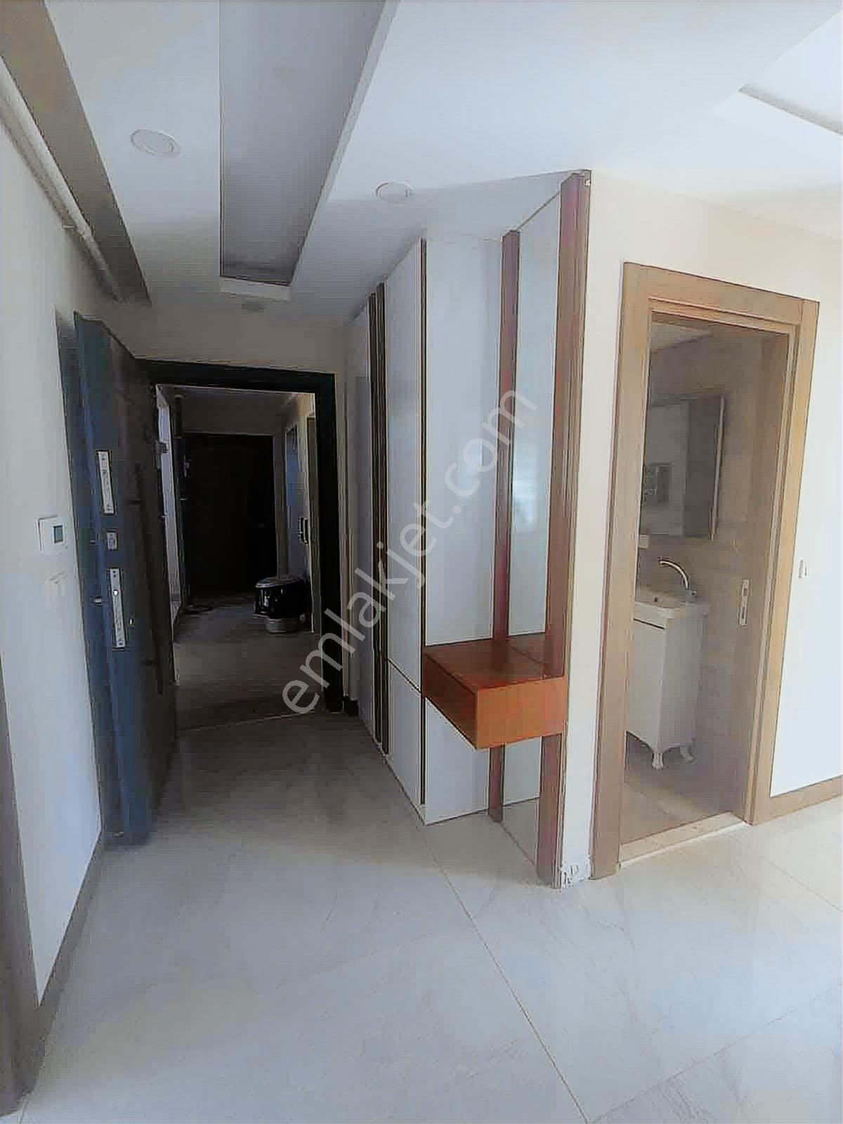 Aydınlar Mah.3+1 Kombili Çift Banyolu Kiralık Daire - Görsel 11