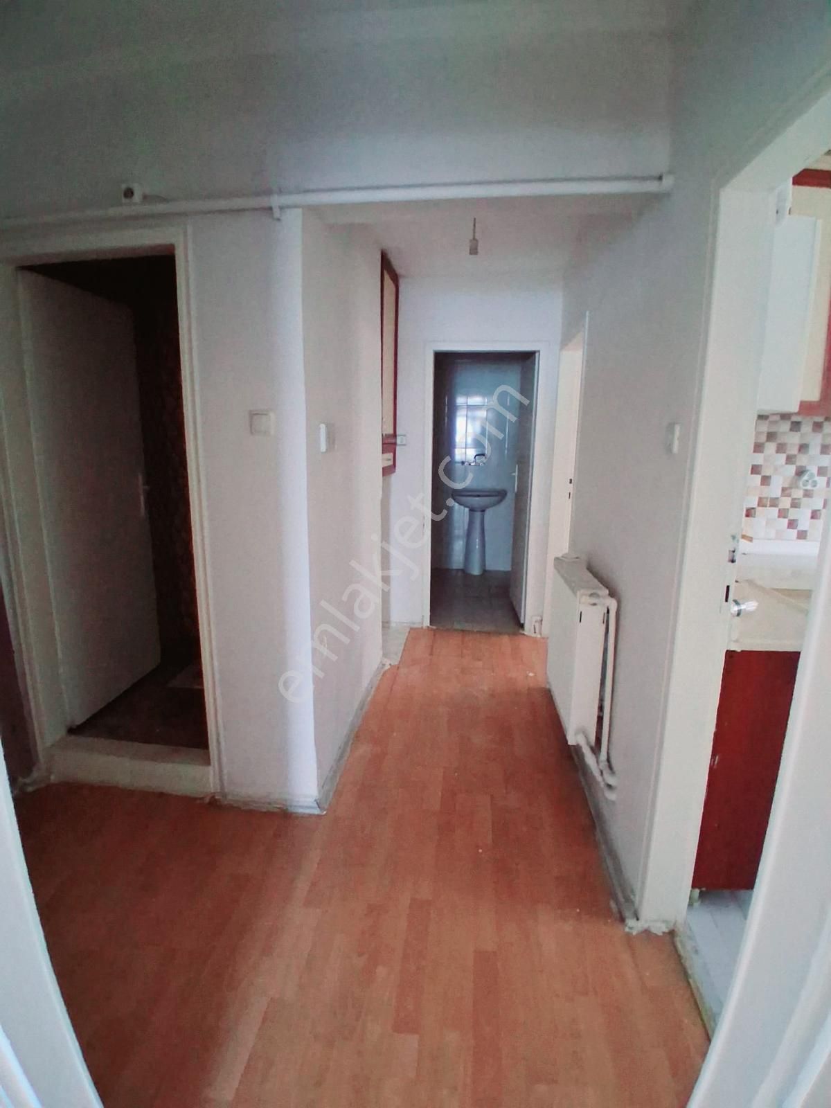 Benliler'den Basın Cadde'ye Yakın 2+1 Giriş Yapılı Satılık Daire - Görsel 4