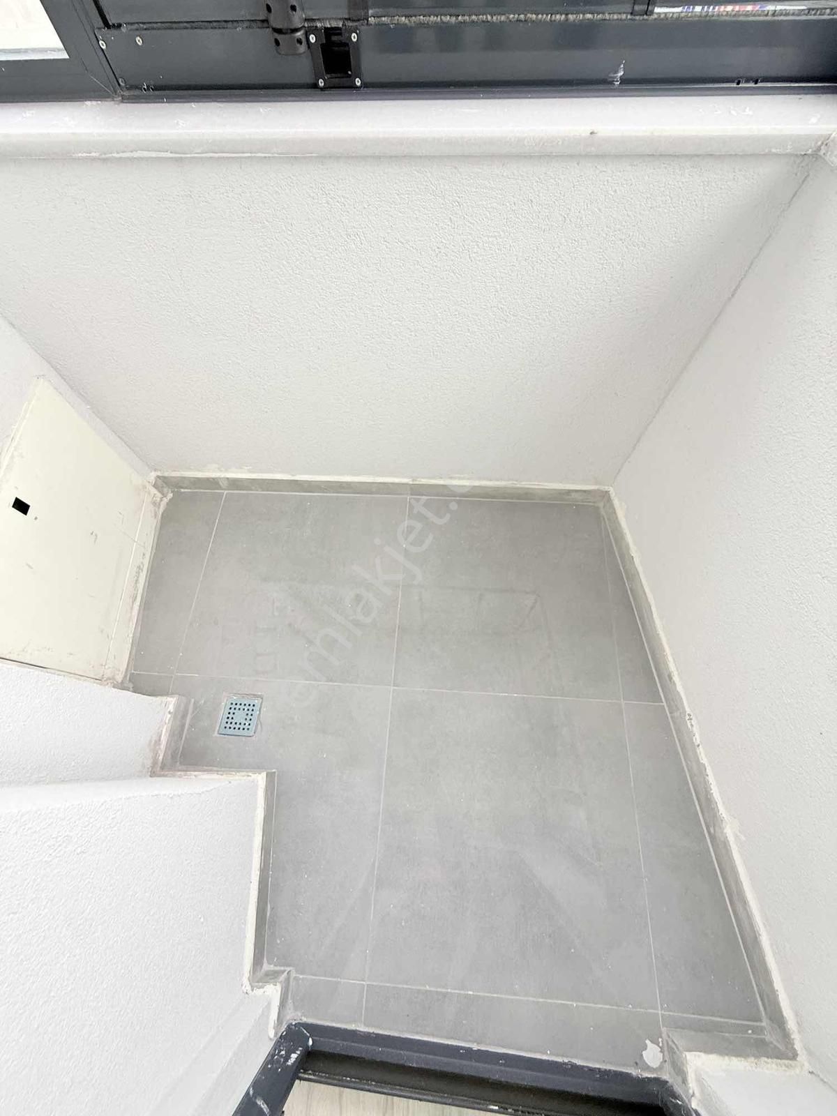 Pusula İnşaat'tan Gazi Mah Cadde Üzerinde 2+1 105 M2 Köşe Başı - Görsel 29