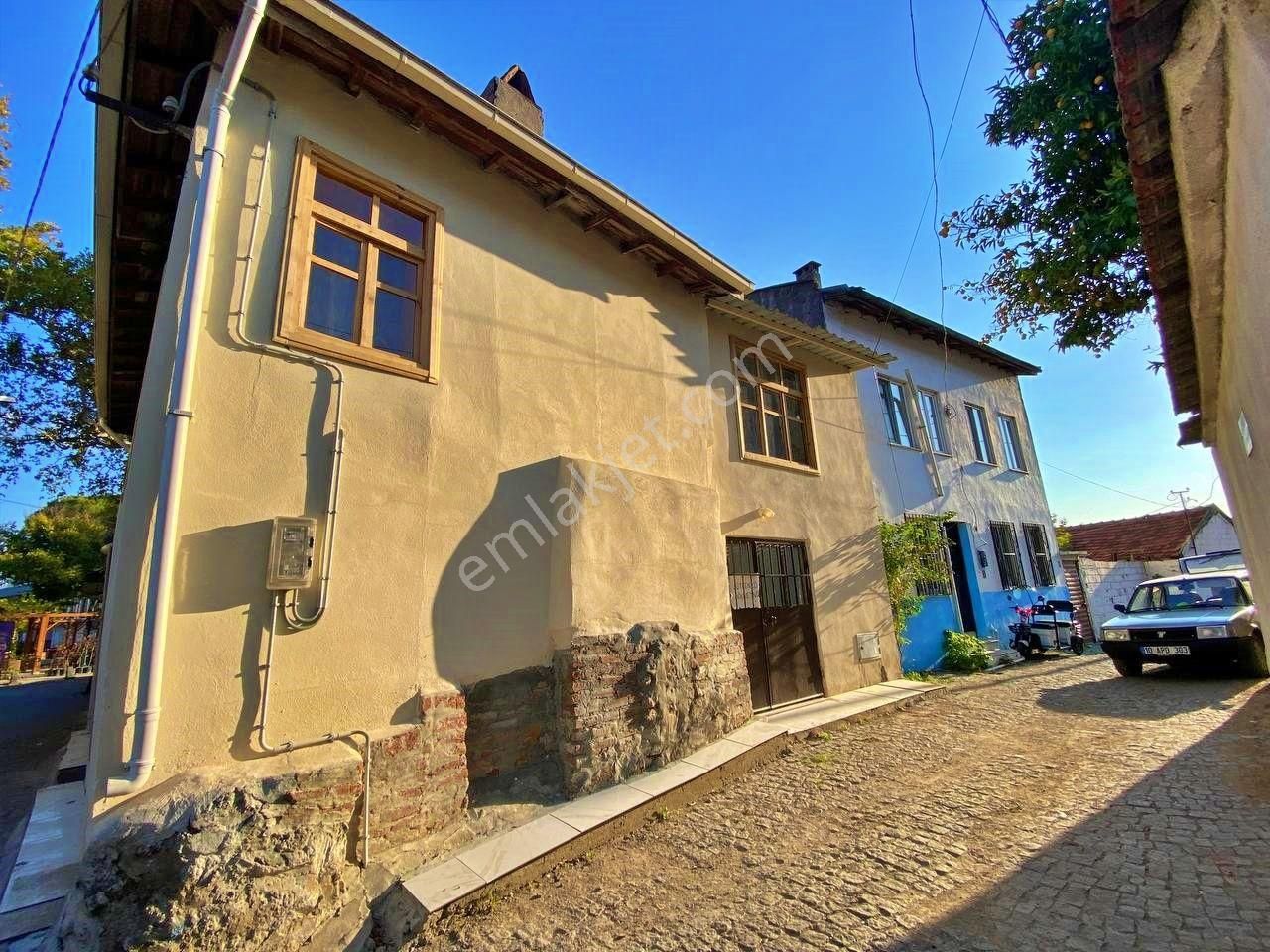 Uytundan Güre Köyünde Yenilenmiş Satılık Mustakil Köy Evi - Görsel 15