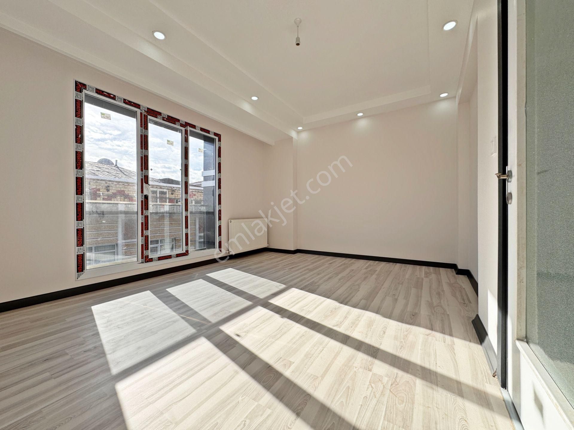 Home Vizyon Bahçelievler Zafer Satılık Sıfır Lüx 2+1 Ara Kat Daire.