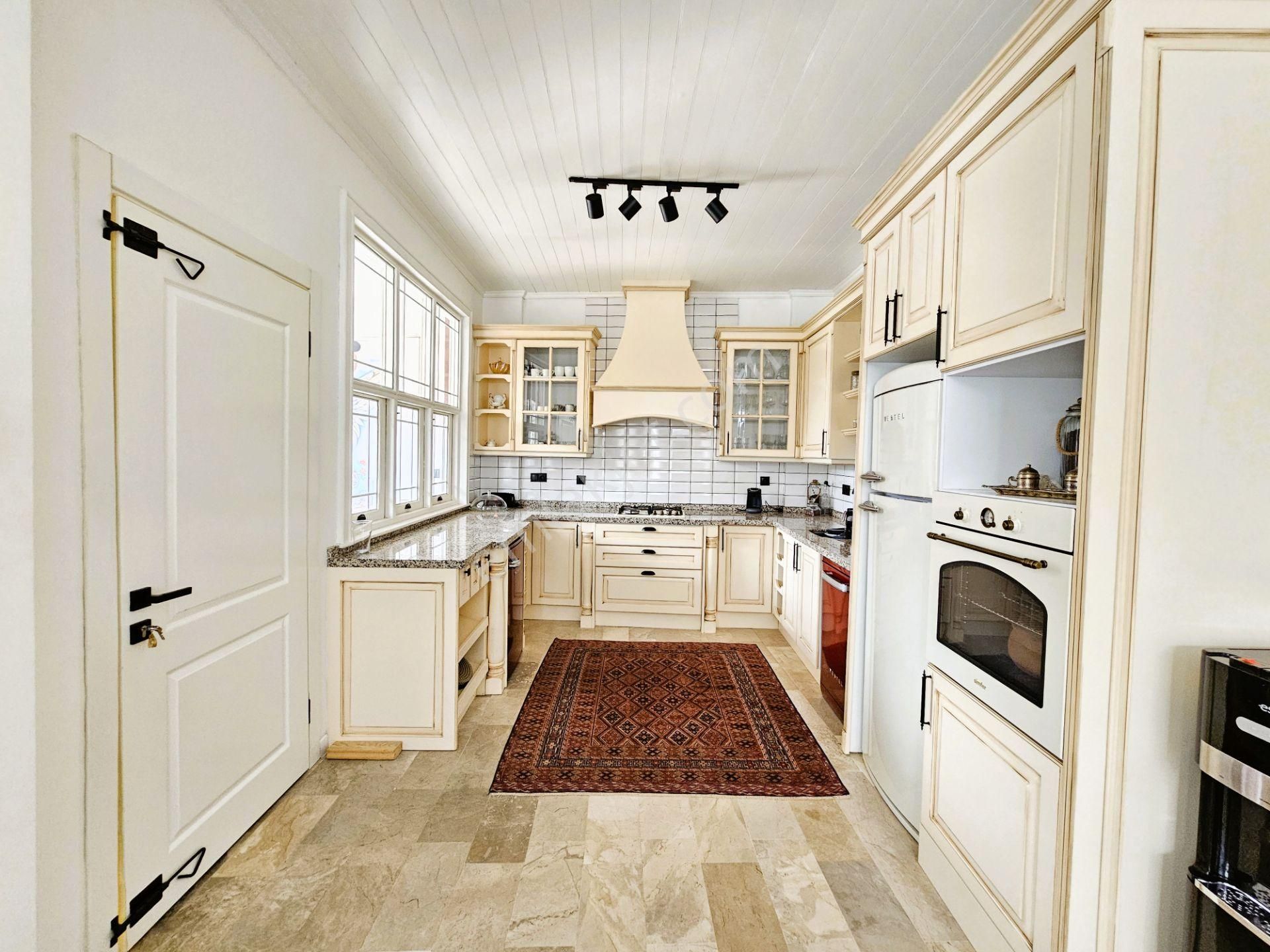 Goldhouse Dan Satılık Yeşilüzümlünün Kalbinde, Doğayla İç İçe Özel Tasarımlı 3+1 Villa - Görsel 3