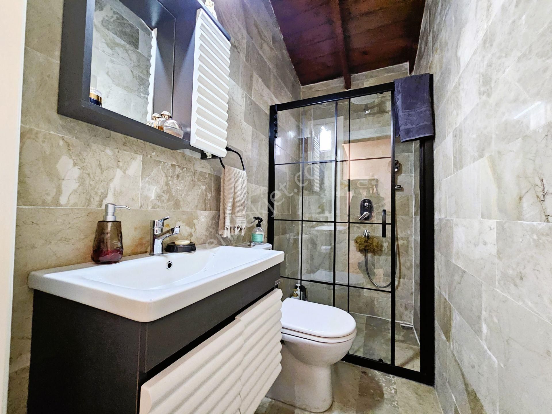 Goldhouse Dan Satılık Yeşilüzümlünün Kalbinde, Doğayla İç İçe Özel Tasarımlı 3+1 Villa - Görsel 40