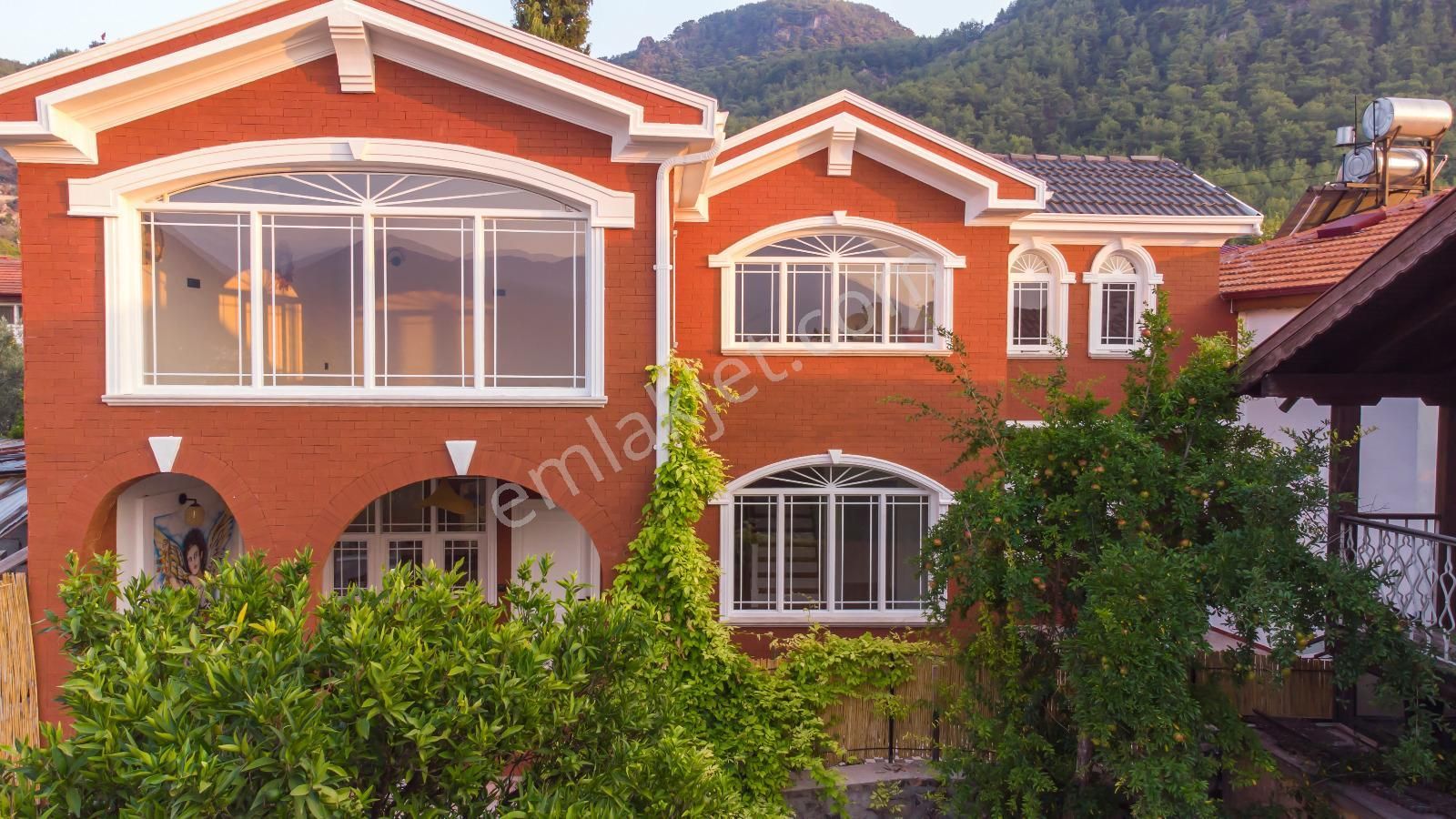 Goldhouse Dan Satılık Yeşilüzümlünün Kalbinde, Doğayla İç İçe Özel Tasarımlı 3+1 Villa - Görsel 42