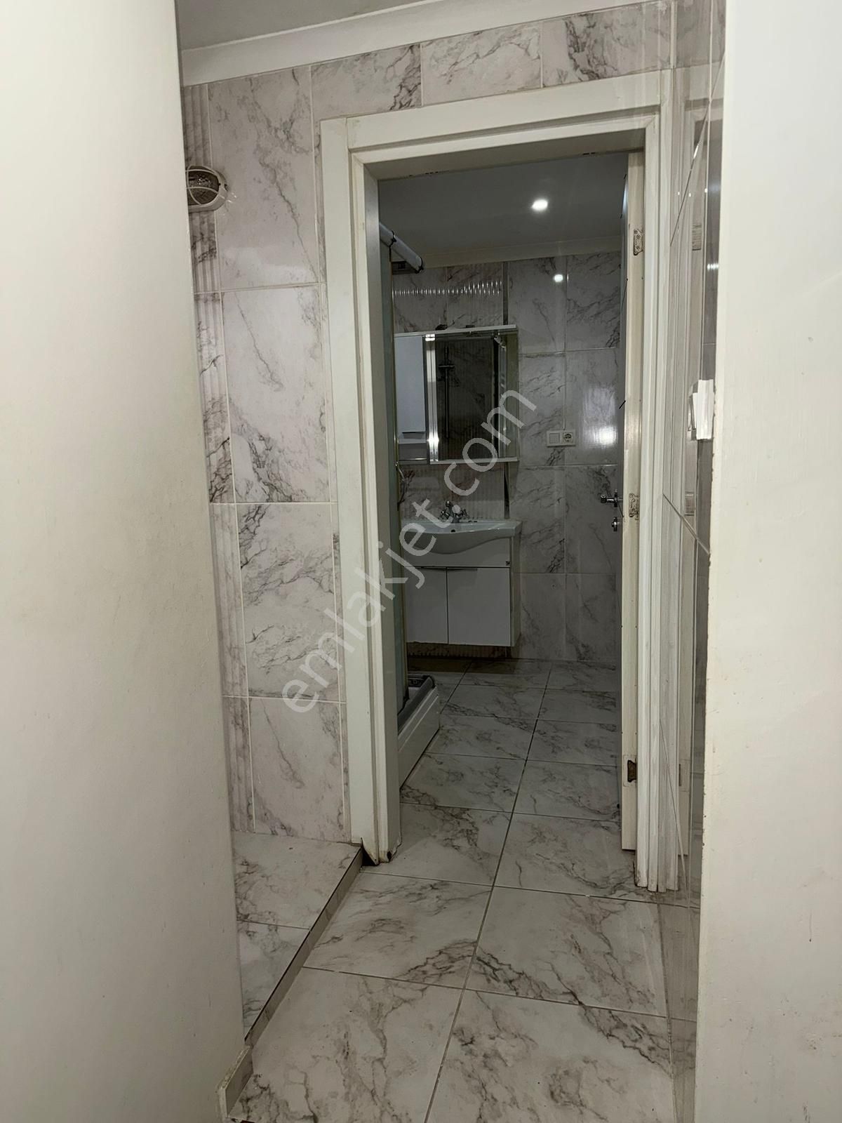 Tuzla İçmeler Marmaraya Yakın Merkezi Konumda 2+1 Kiralık Daire - Görsel 11