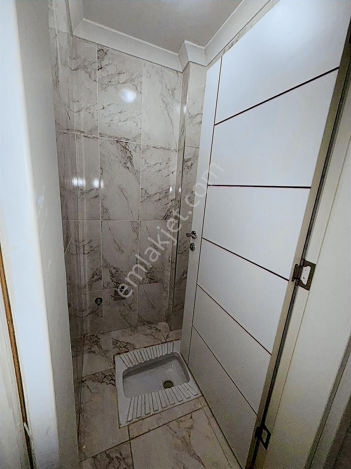 Tuzla İçmeler Marmaraya Yakın Merkezi Konumda 2+1 Kiralık Daire - Görsel 12