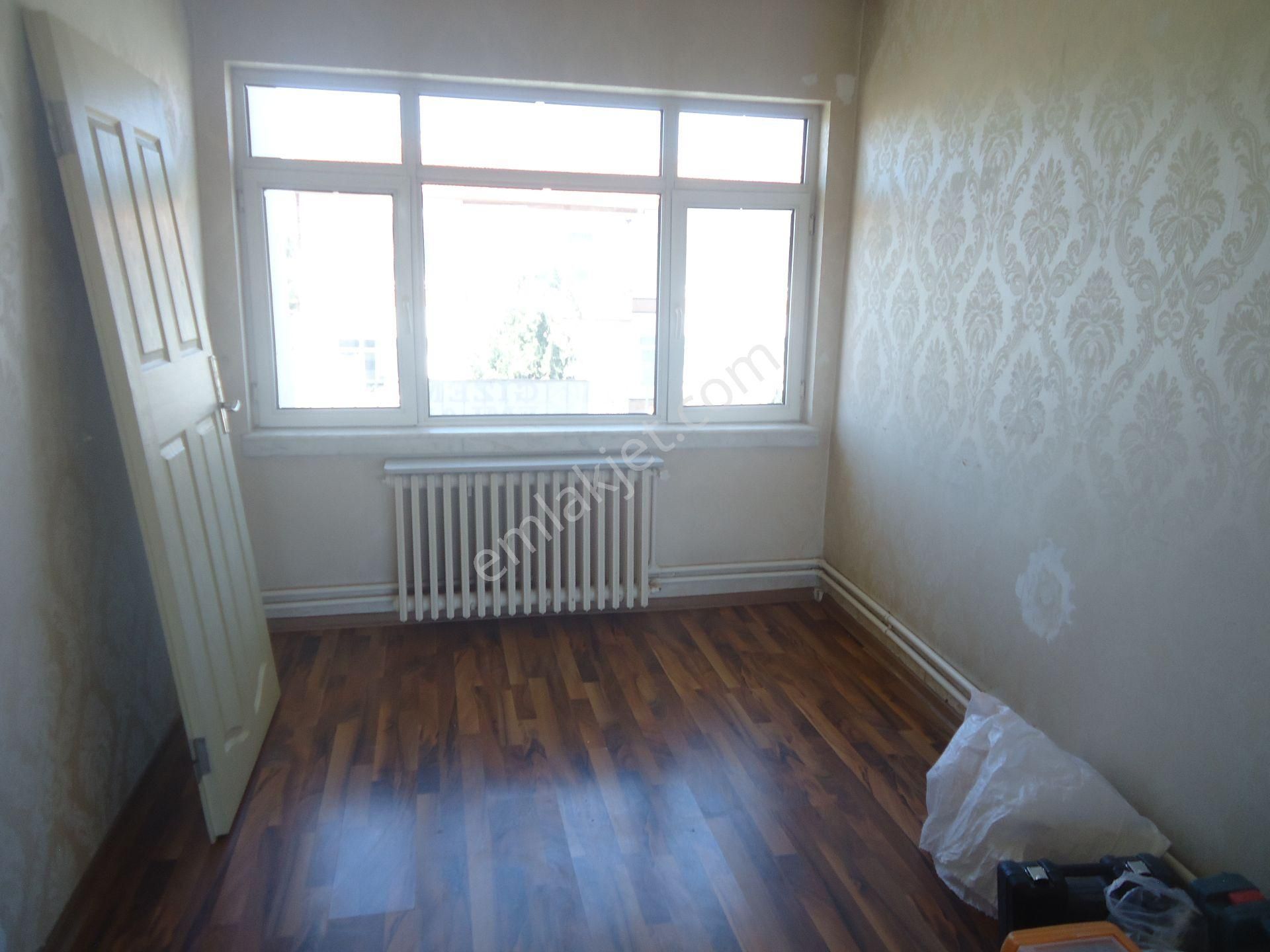 İmar Bloklarında 3+1 Geniş Kiralık Daire Gizem Emlaktan - Görsel 32
