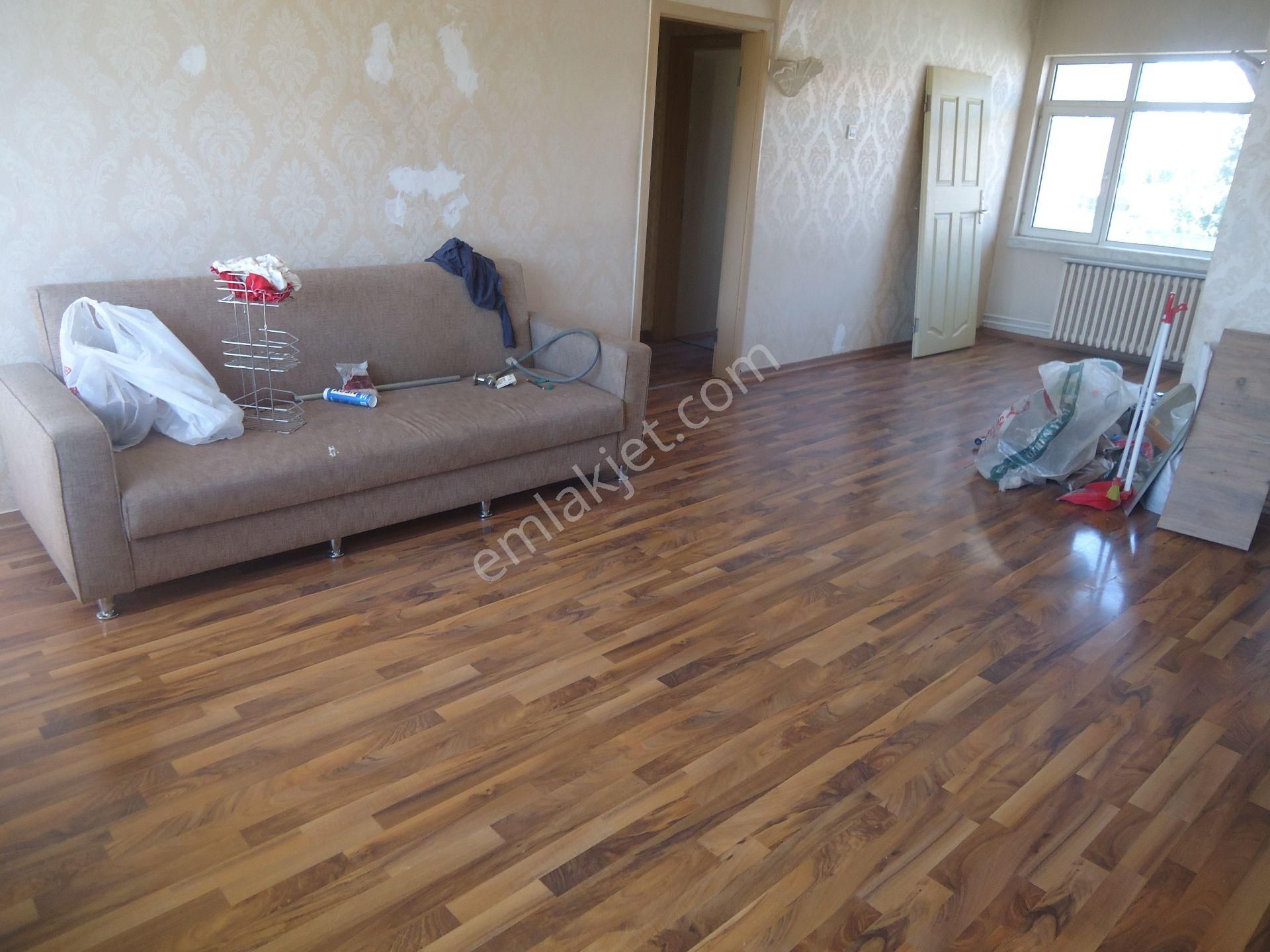 İmar Bloklarında 3+1 Geniş Kiralık Daire Gizem Emlaktan