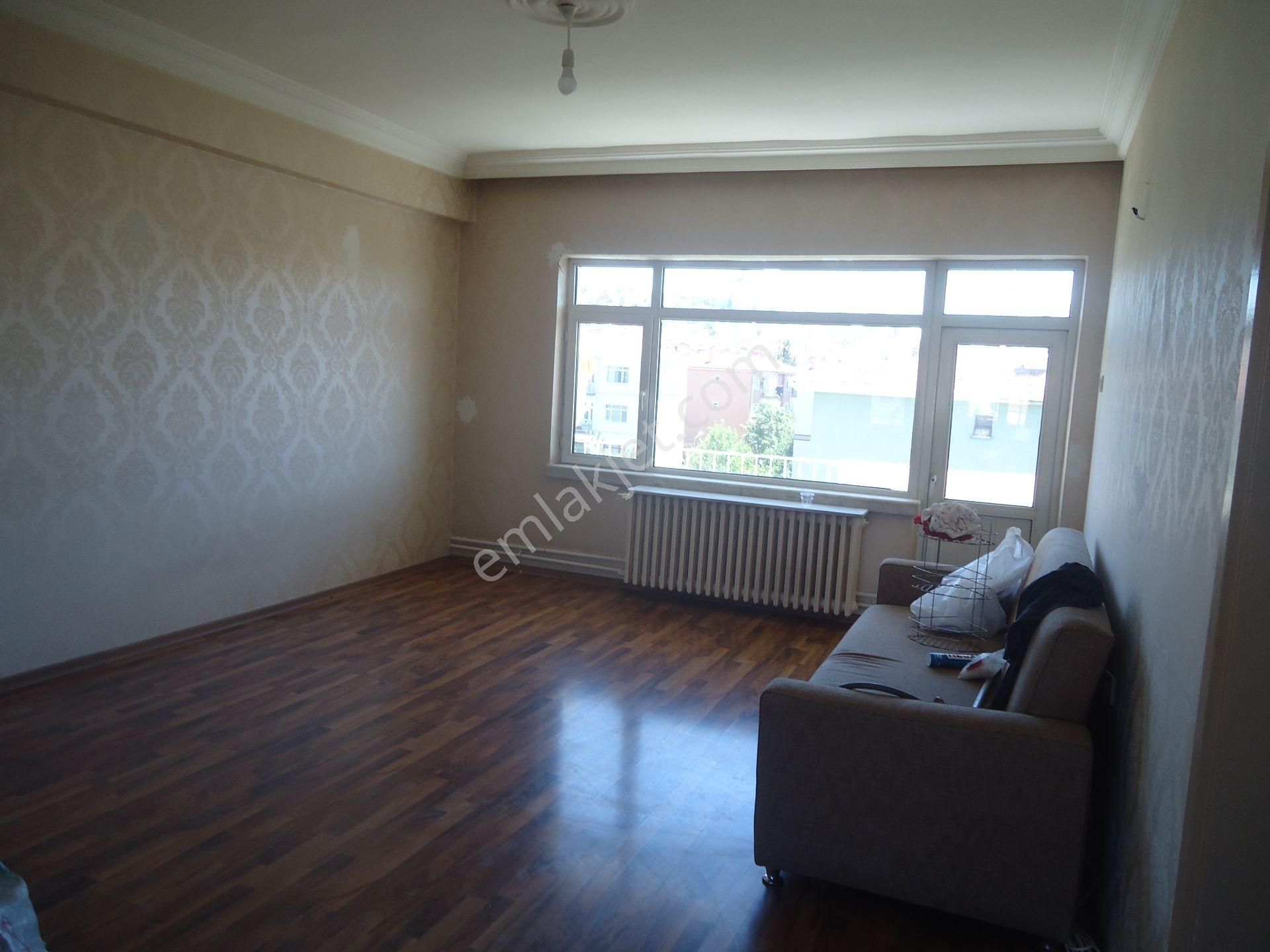 İmar Bloklarında 3+1 Geniş Kiralık Daire Gizem Emlaktan - Görsel 2