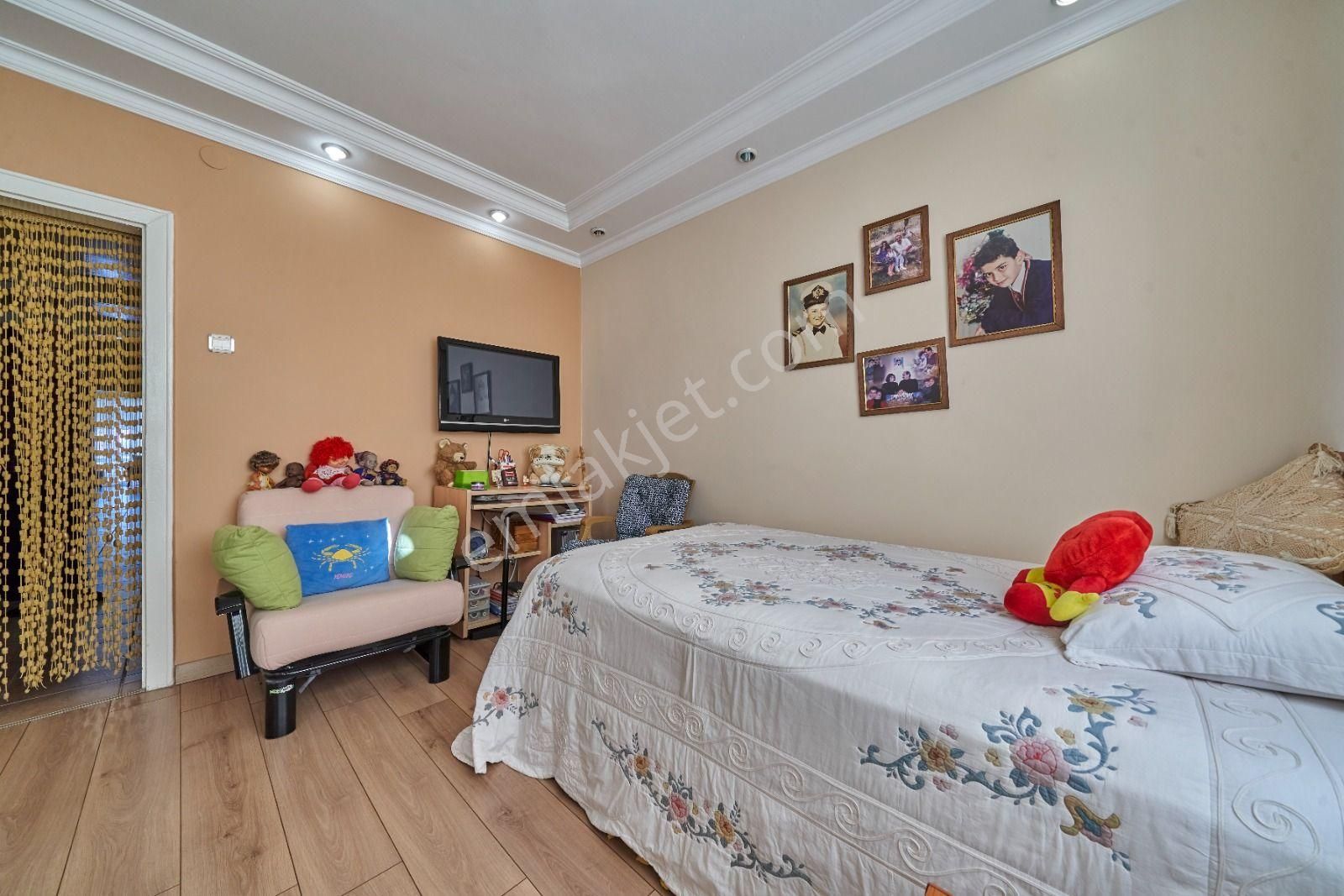 Kültür Mah. Ataç 2 Sk. Satılık 4+1 Yapılı Ön Cephe Konut - Görsel 12