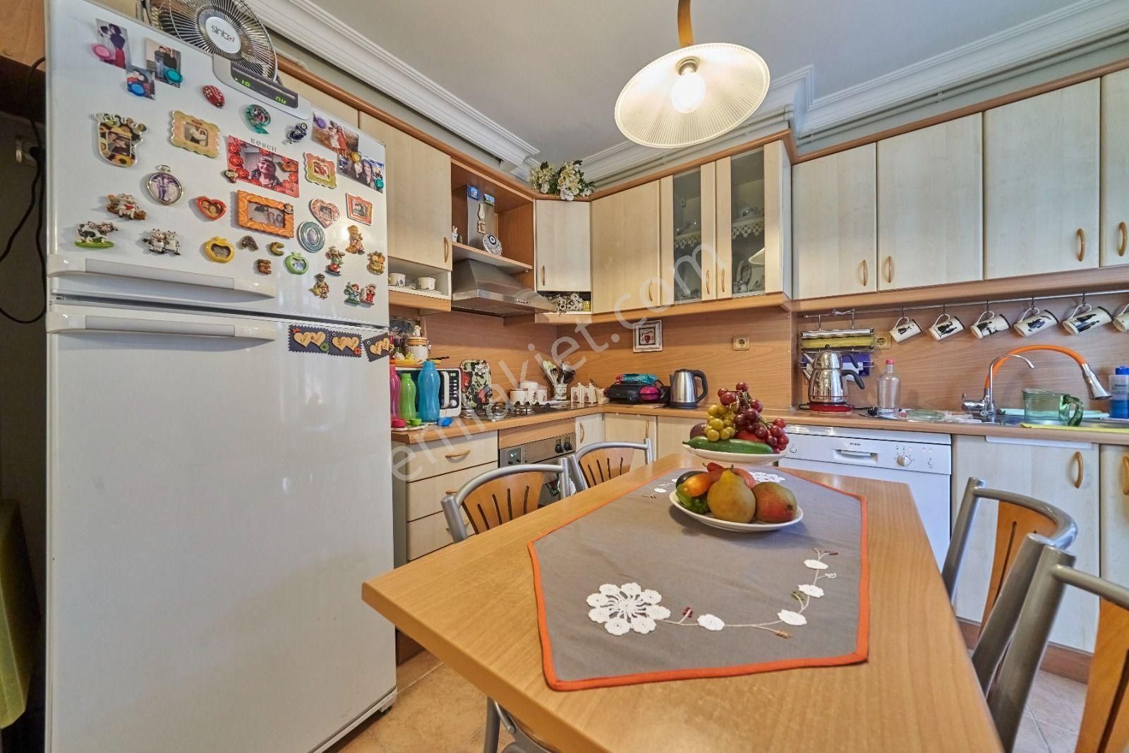 Kültür Mah. Ataç 2 Sk. Satılık 4+1 Yapılı Ön Cephe Konut - Görsel 6