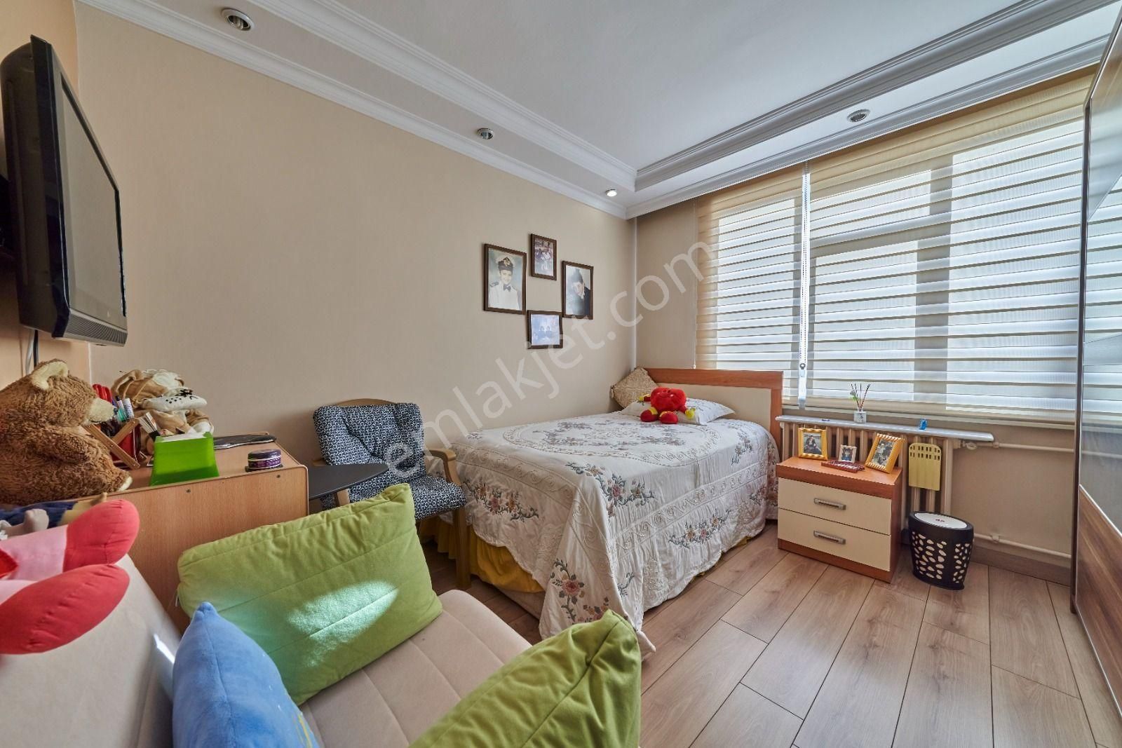 Kültür Mah. Ataç 2 Sk. Satılık 4+1 Yapılı Ön Cephe Konut - Görsel 11