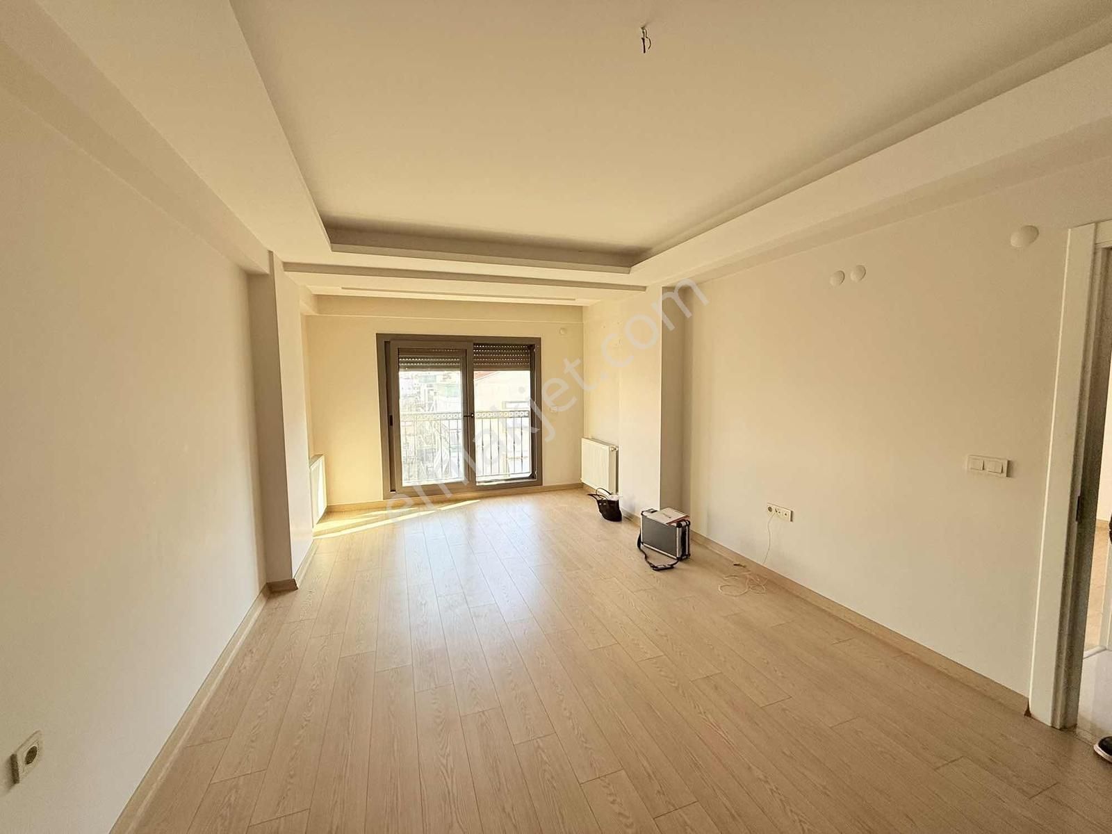 Karşıyaka Bahçelievler'de Yeni Binada Kiralık 2+1 Daire - Görsel 22