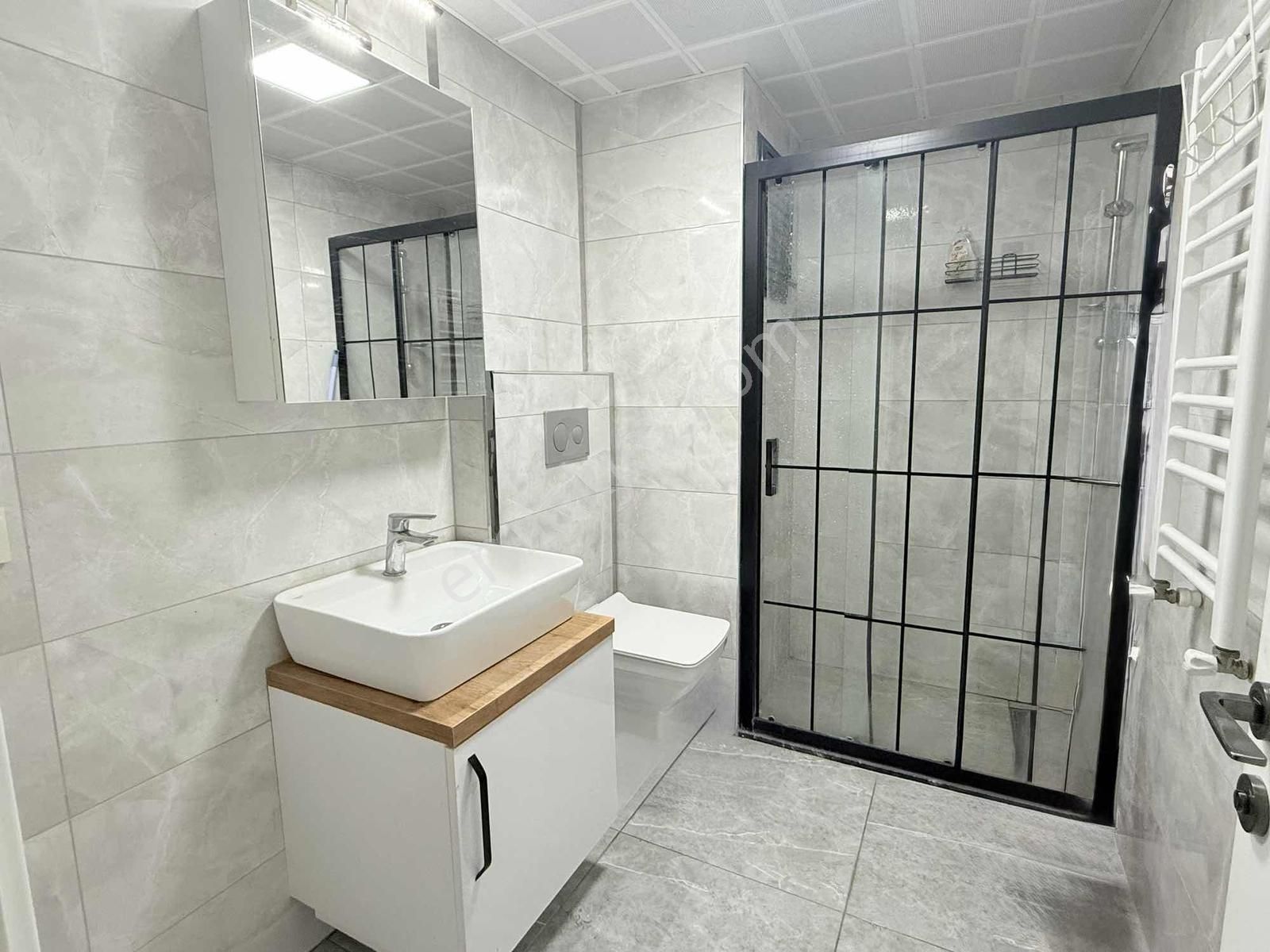 Karşıyaka Bahçelievler'de Yeni Binada Kiralık 2+1 Daire - Görsel 13