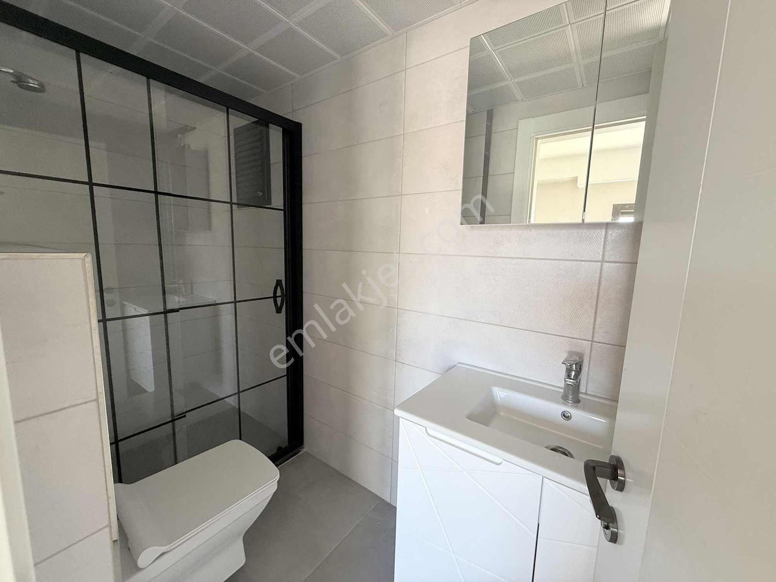 Karşıyaka Bahçelievler'de Yeni Binada Kiralık 2+1 Daire - Görsel 12